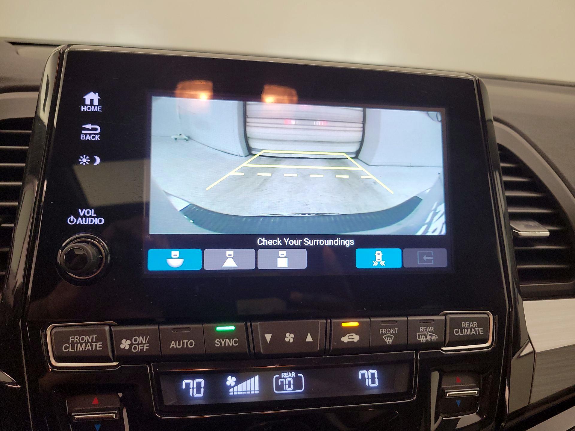 Thumbnail: 2021 Honda Odyssey - 14