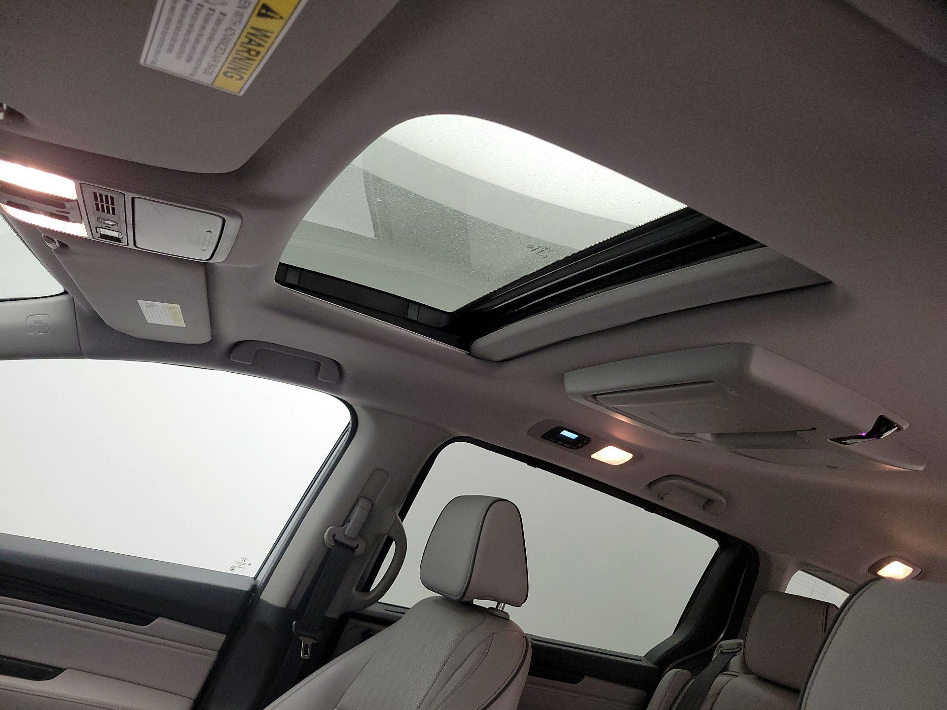 Thumbnail: 2021 Honda Odyssey - 18
