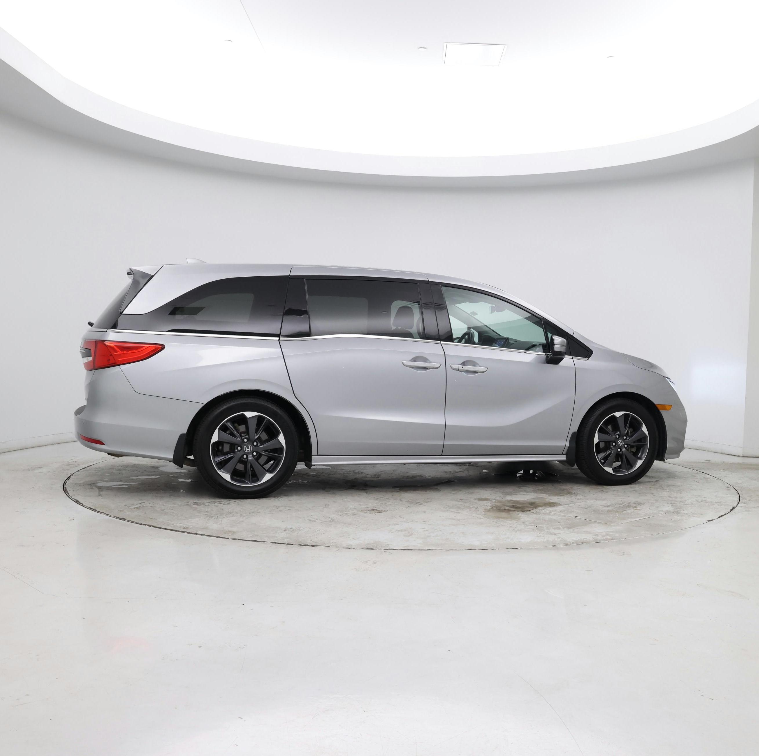 Thumbnail: 2021 Honda Odyssey - 8