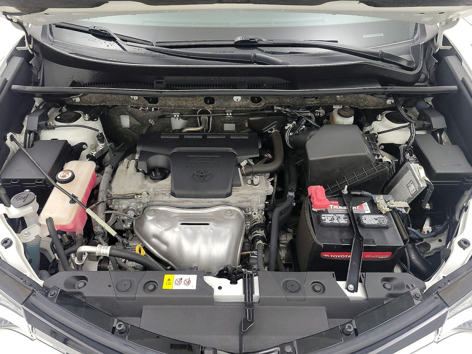 2017 Toyota RAV4 XLE - Photo 23