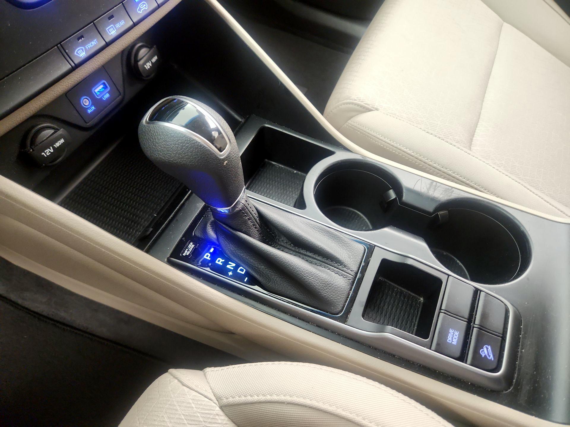 Thumbnail: 2016 Hyundai Tucson - 17