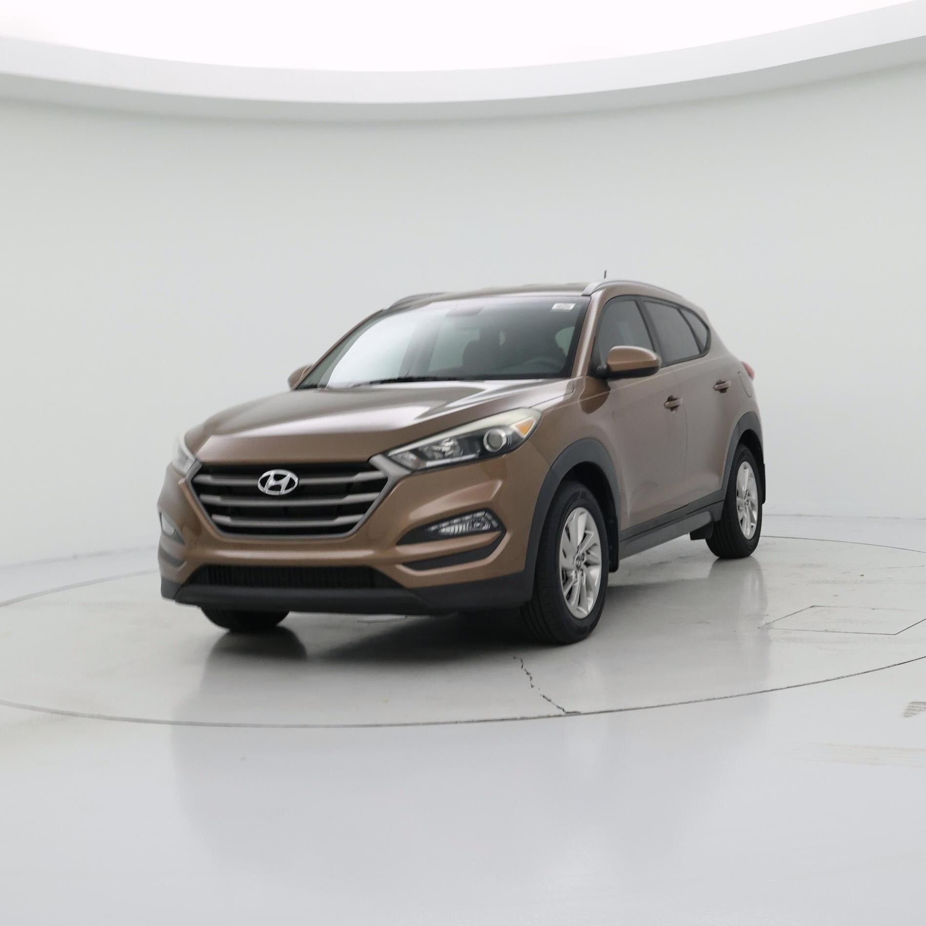 Thumbnail: 2016 Hyundai Tucson - 4
