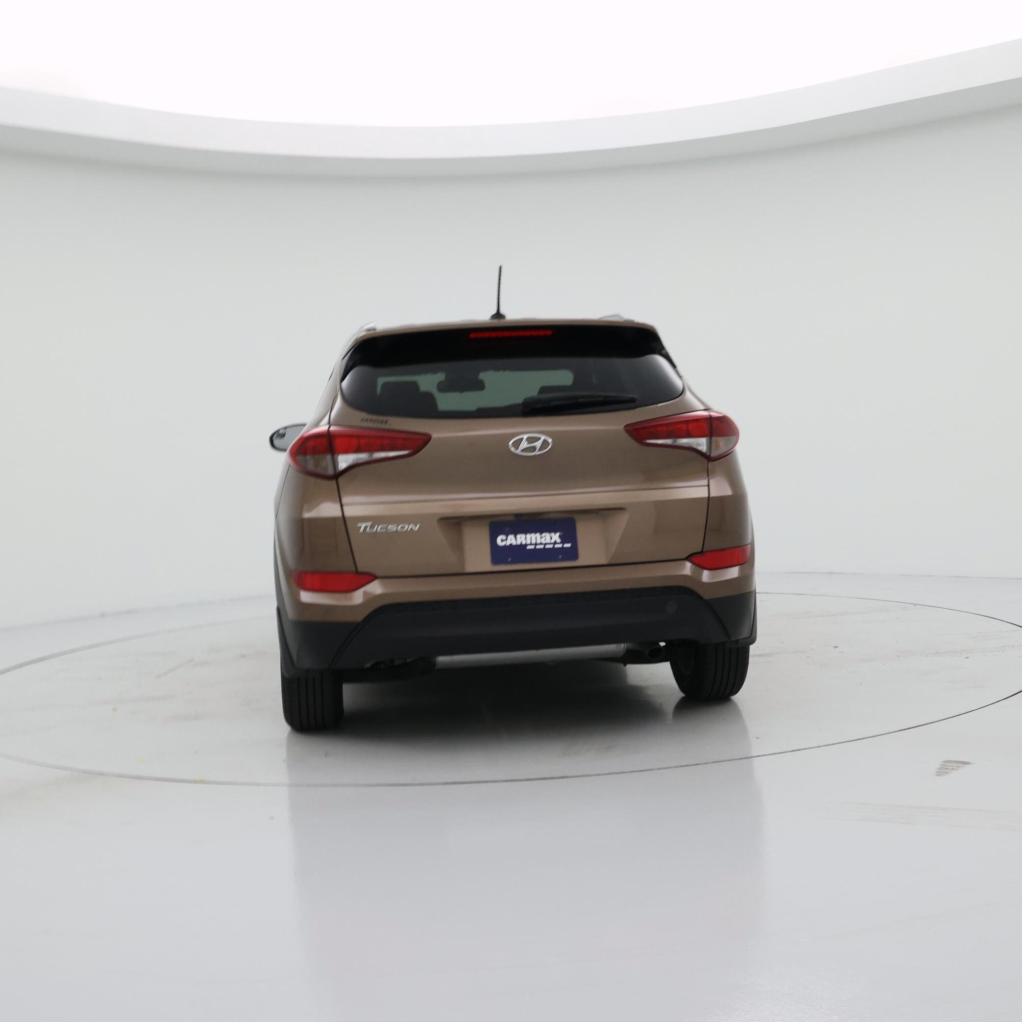 Thumbnail: 2016 Hyundai Tucson - 6