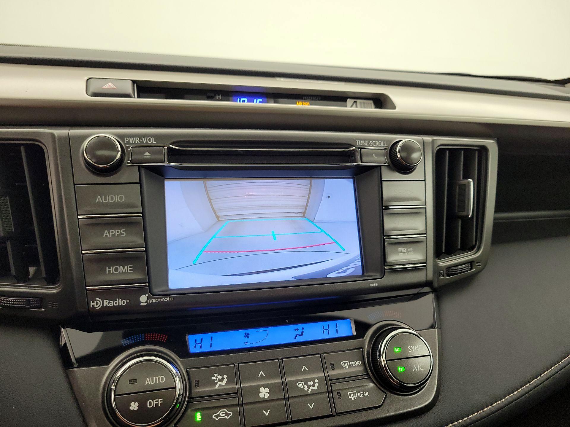 Thumbnail: 2015 Toyota RAV4 - 14