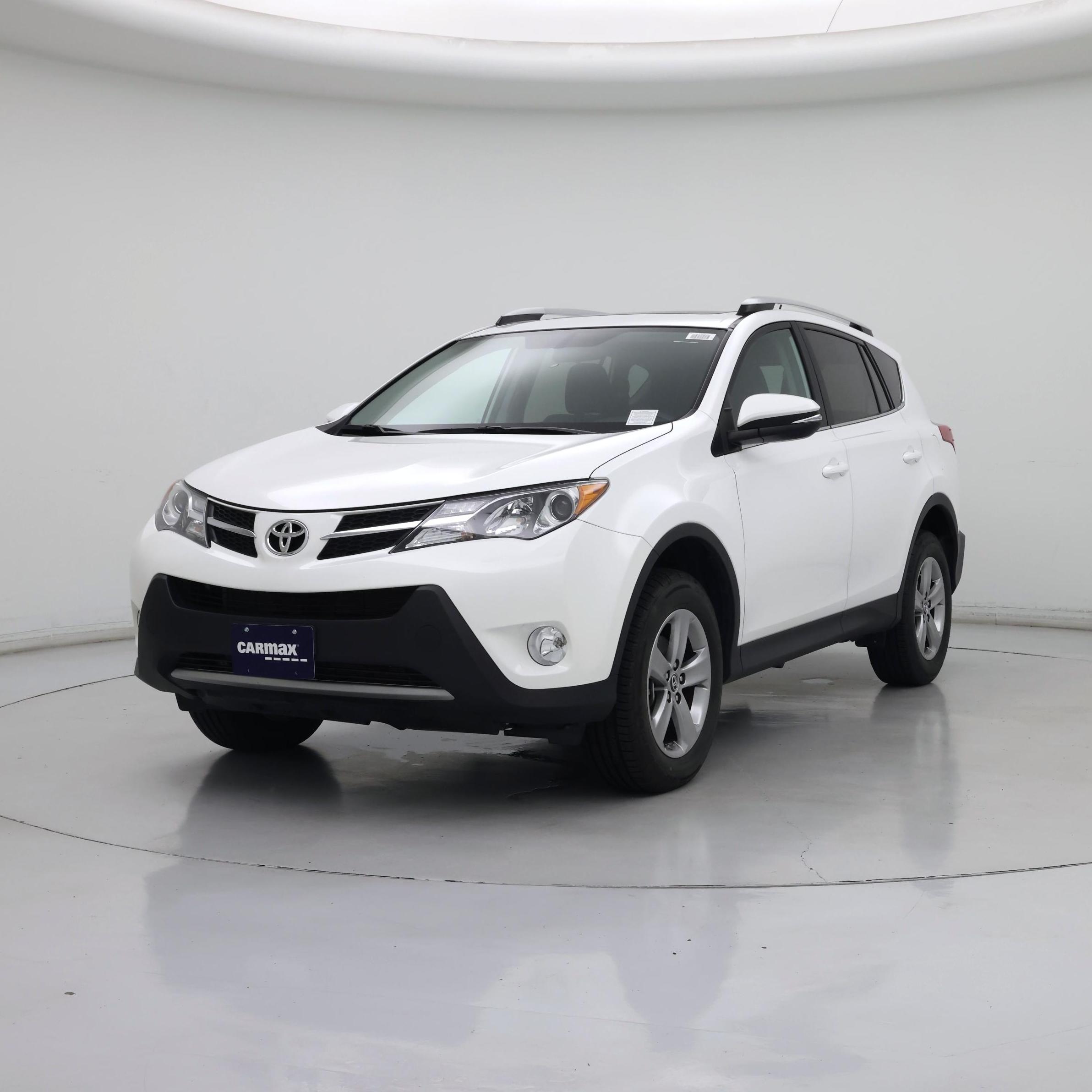 Thumbnail: 2015 Toyota RAV4 - 4