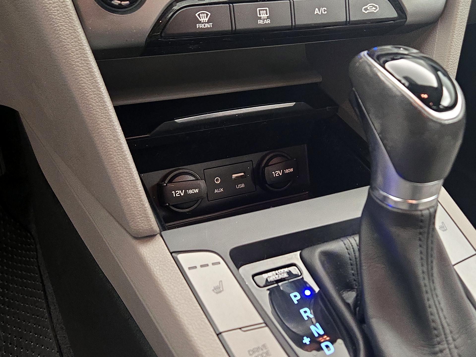 Thumbnail: 2017 Hyundai Elantra - 18