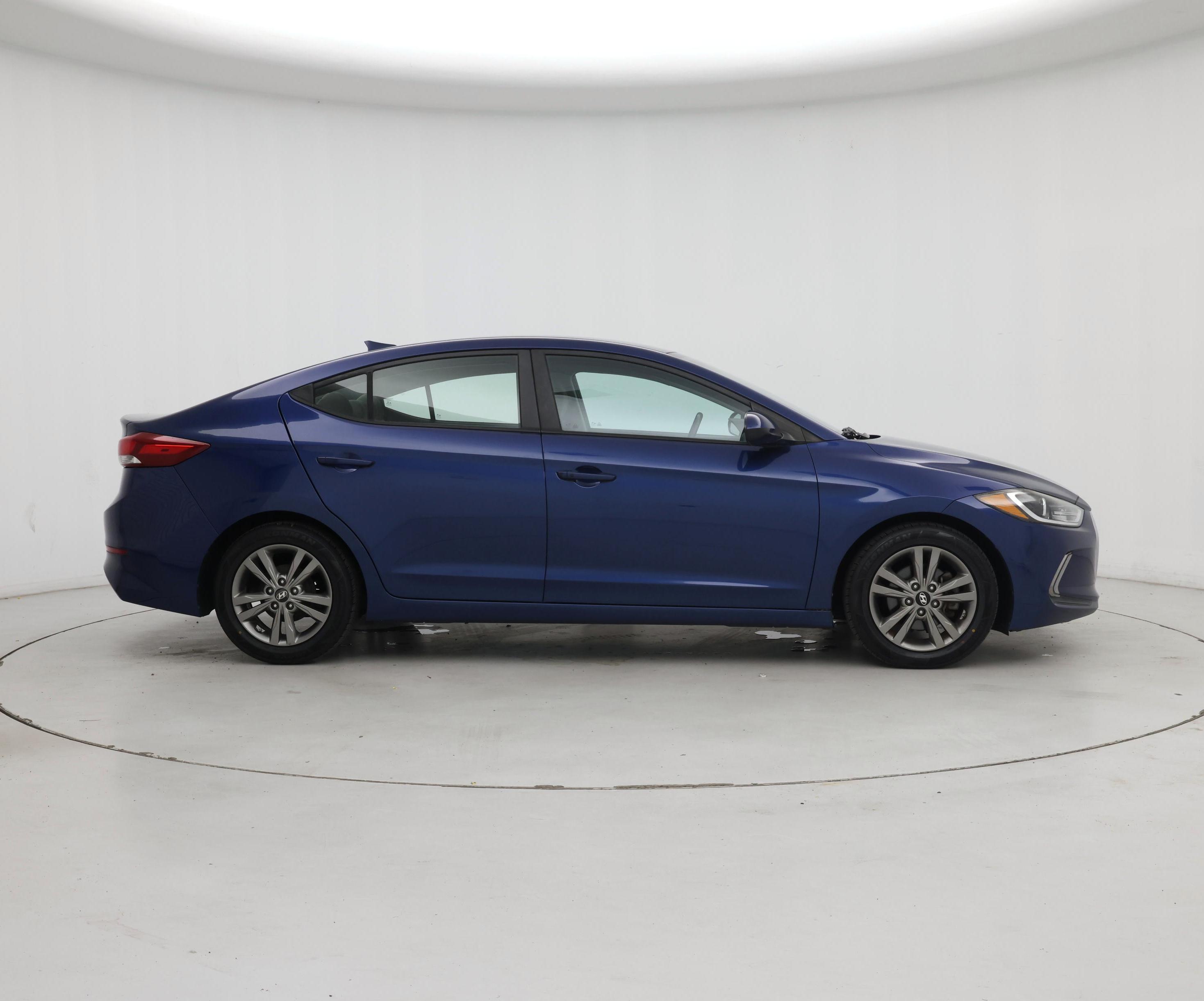 Thumbnail: 2017 Hyundai Elantra - 7