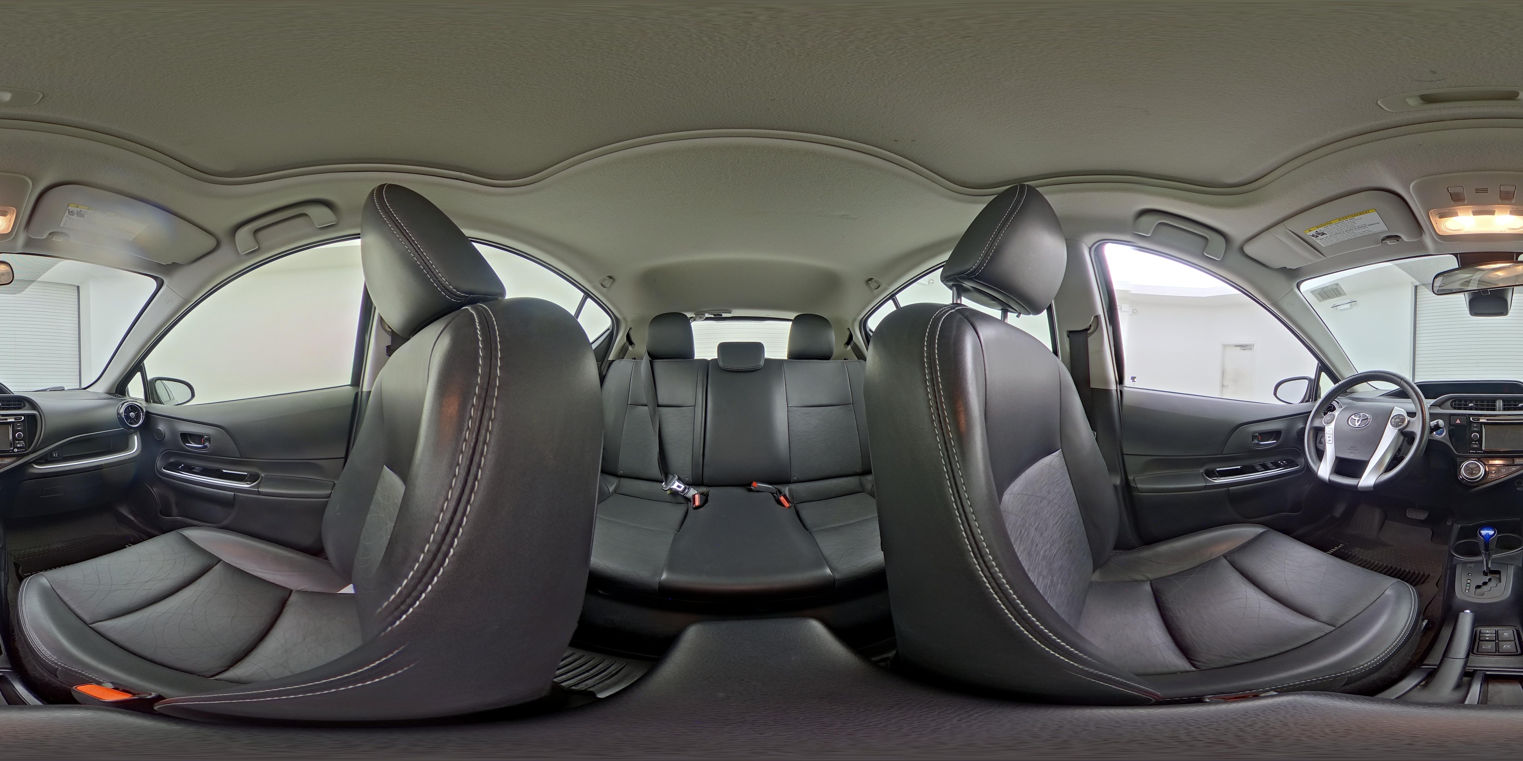 2017 Toyota Prius c Four - Photo 24