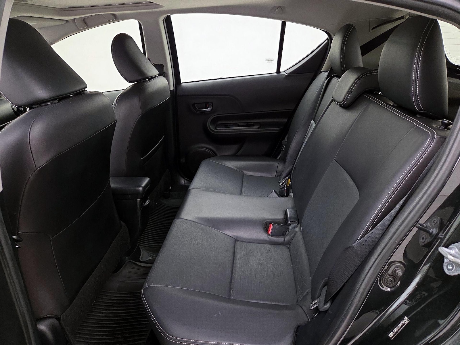 2017 Toyota Prius c Four - Photo 20