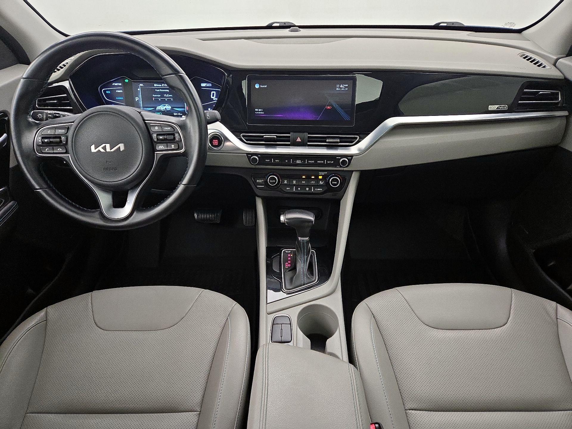 Thumbnail: 2022 Kia Niro - 9
