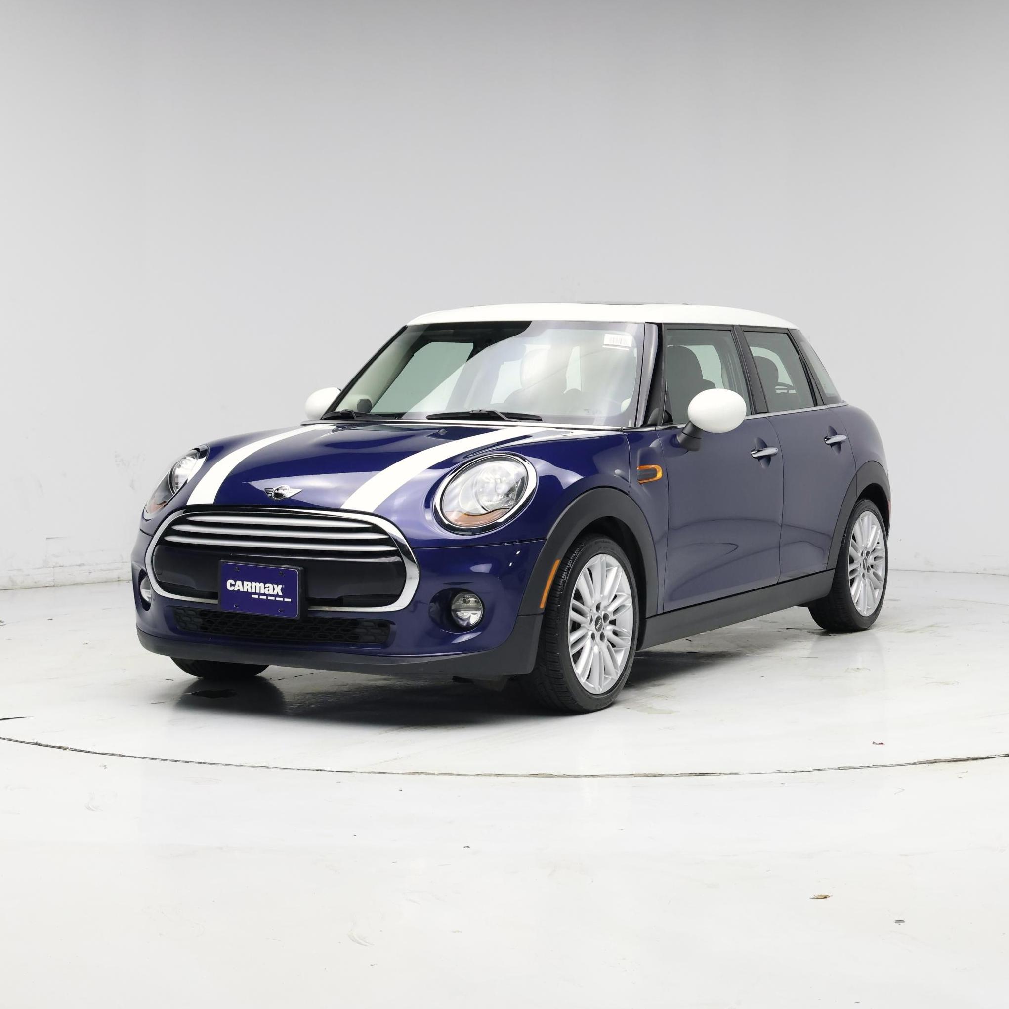 Thumbnail: 2015 MINI Cooper Hardtop - 4