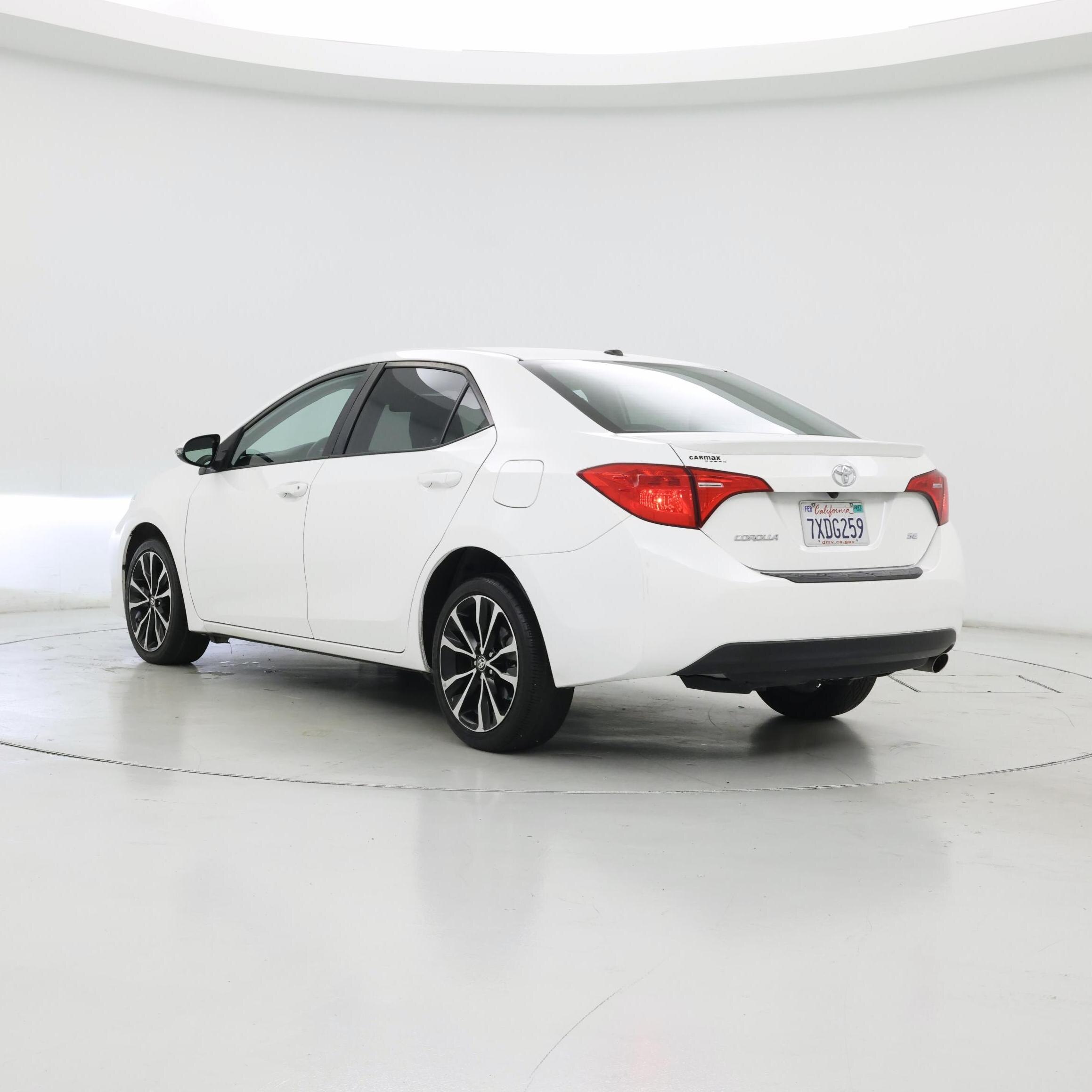Thumbnail: 2017 Toyota Corolla - 2