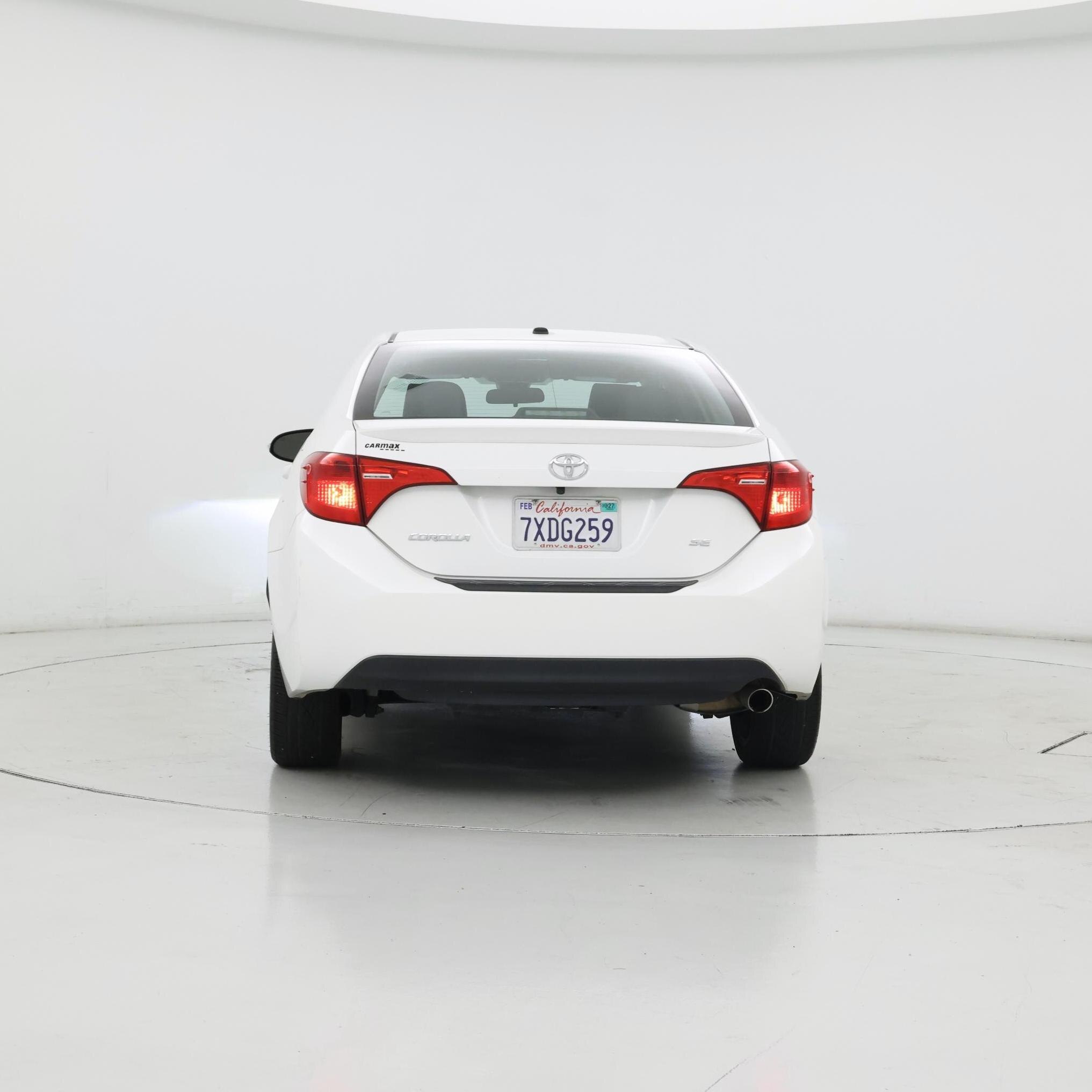 Thumbnail: 2017 Toyota Corolla - 6