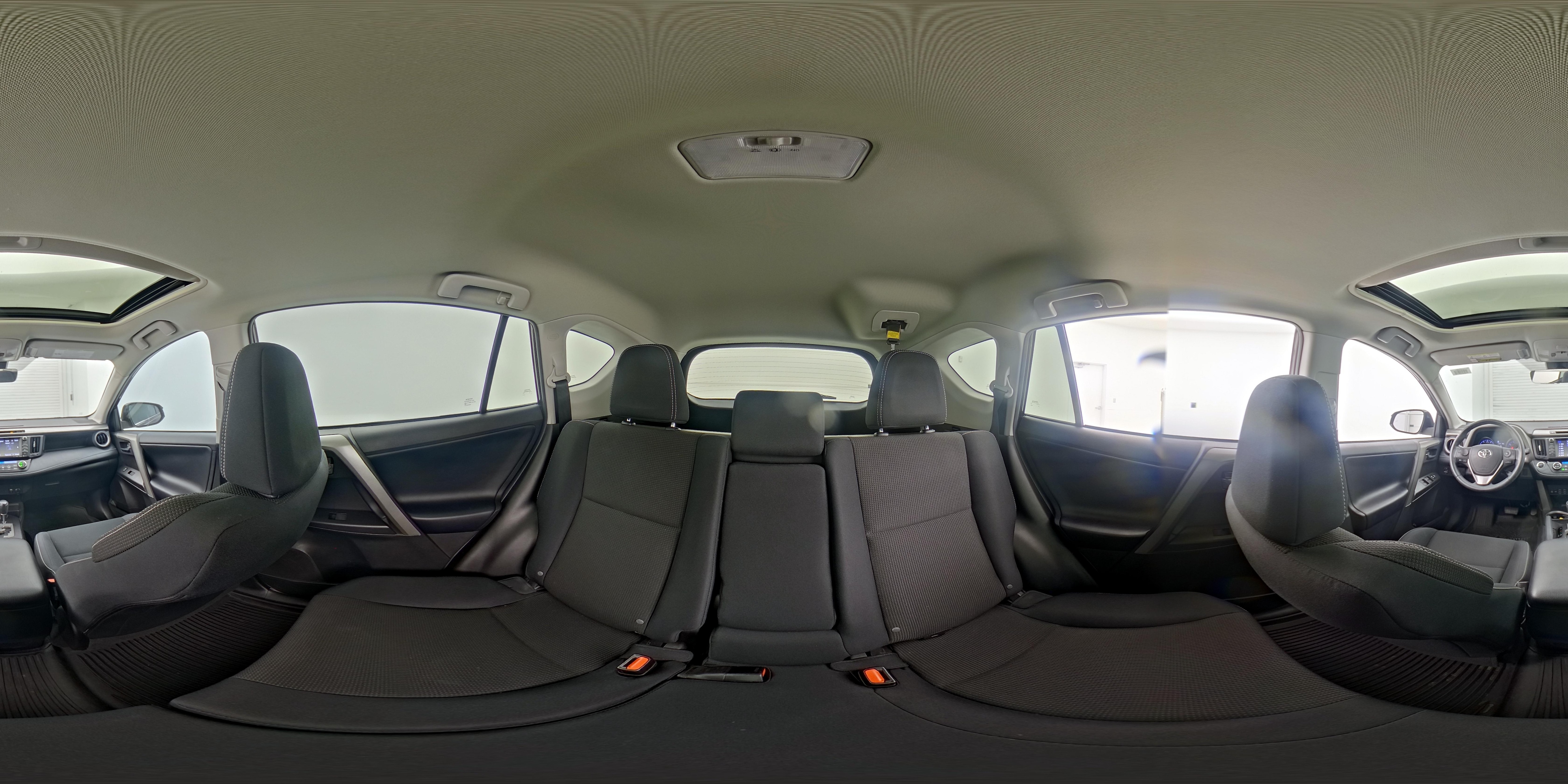 2018 Toyota RAV4 XLE - Photo 26