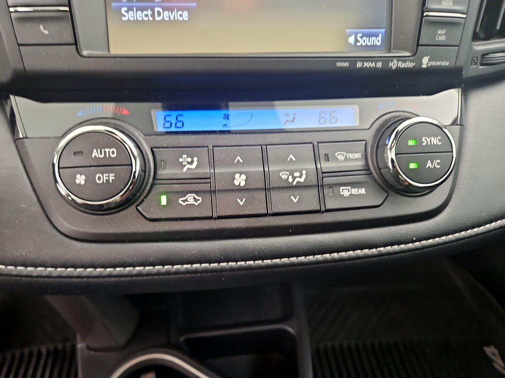 Thumbnail: 2018 Toyota RAV4 - 16