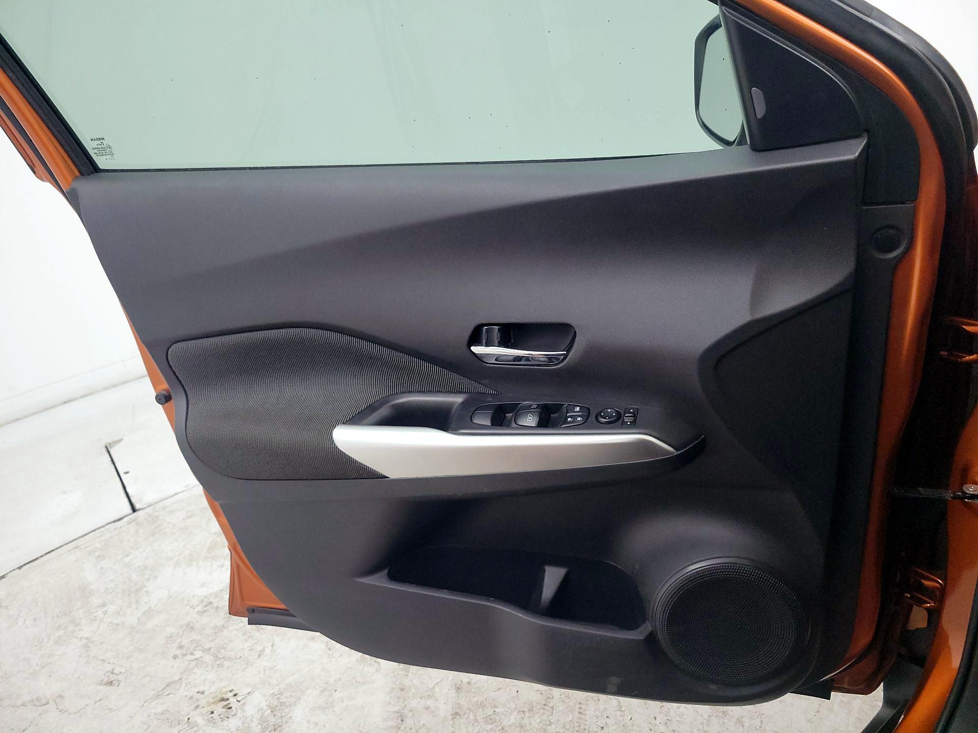 Thumbnail: 2020 Nissan Kicks - 12