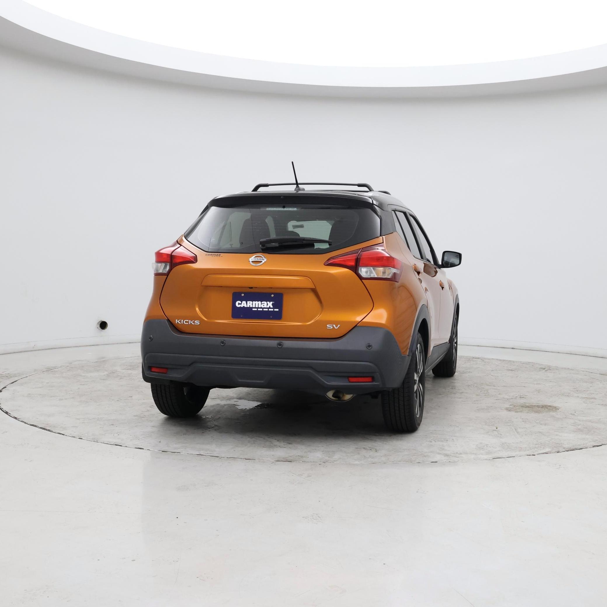 Thumbnail: 2020 Nissan Kicks - 8