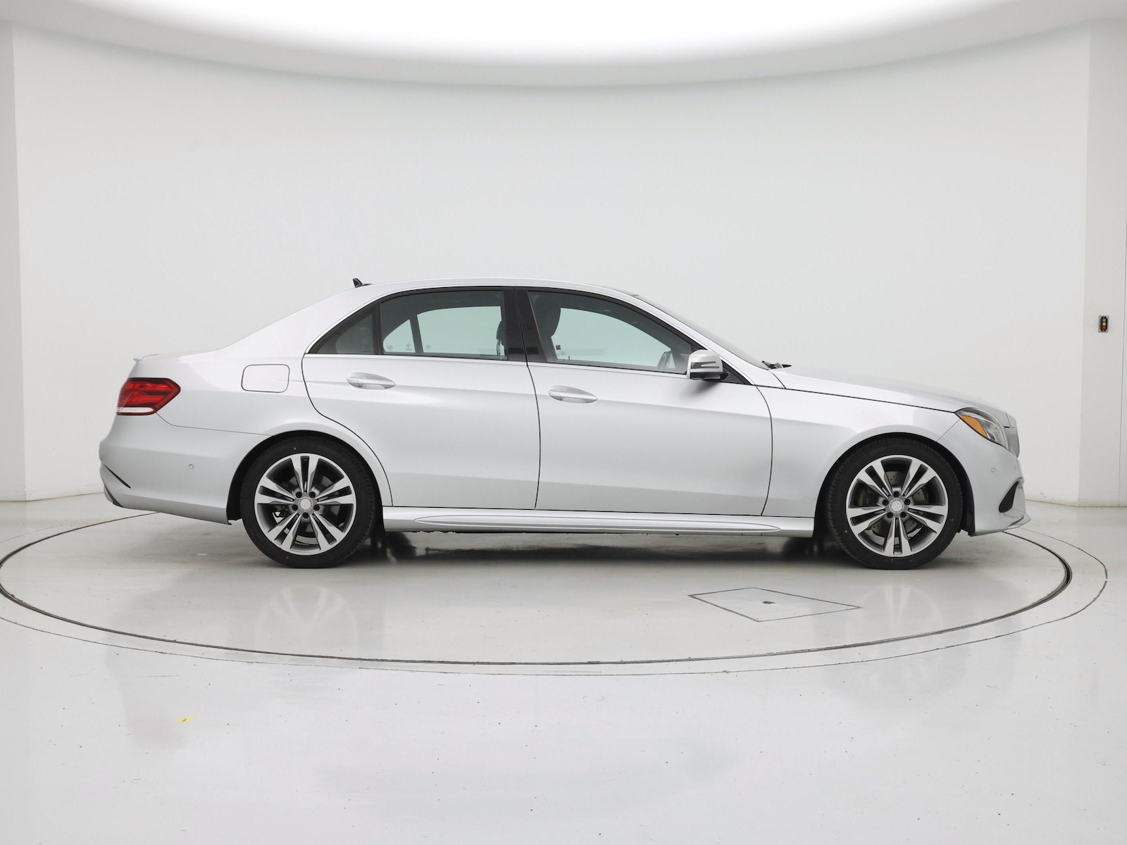 2016 Mercedes-Benz E-Class E350 Luxury - Photo 8