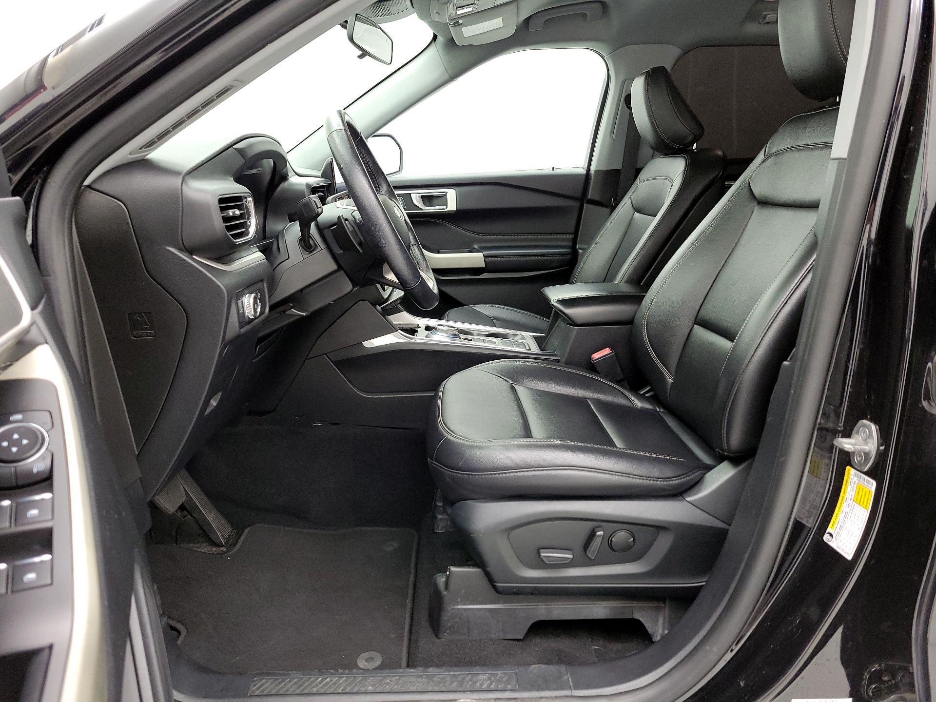 Thumbnail: 2020 Ford Explorer - 11