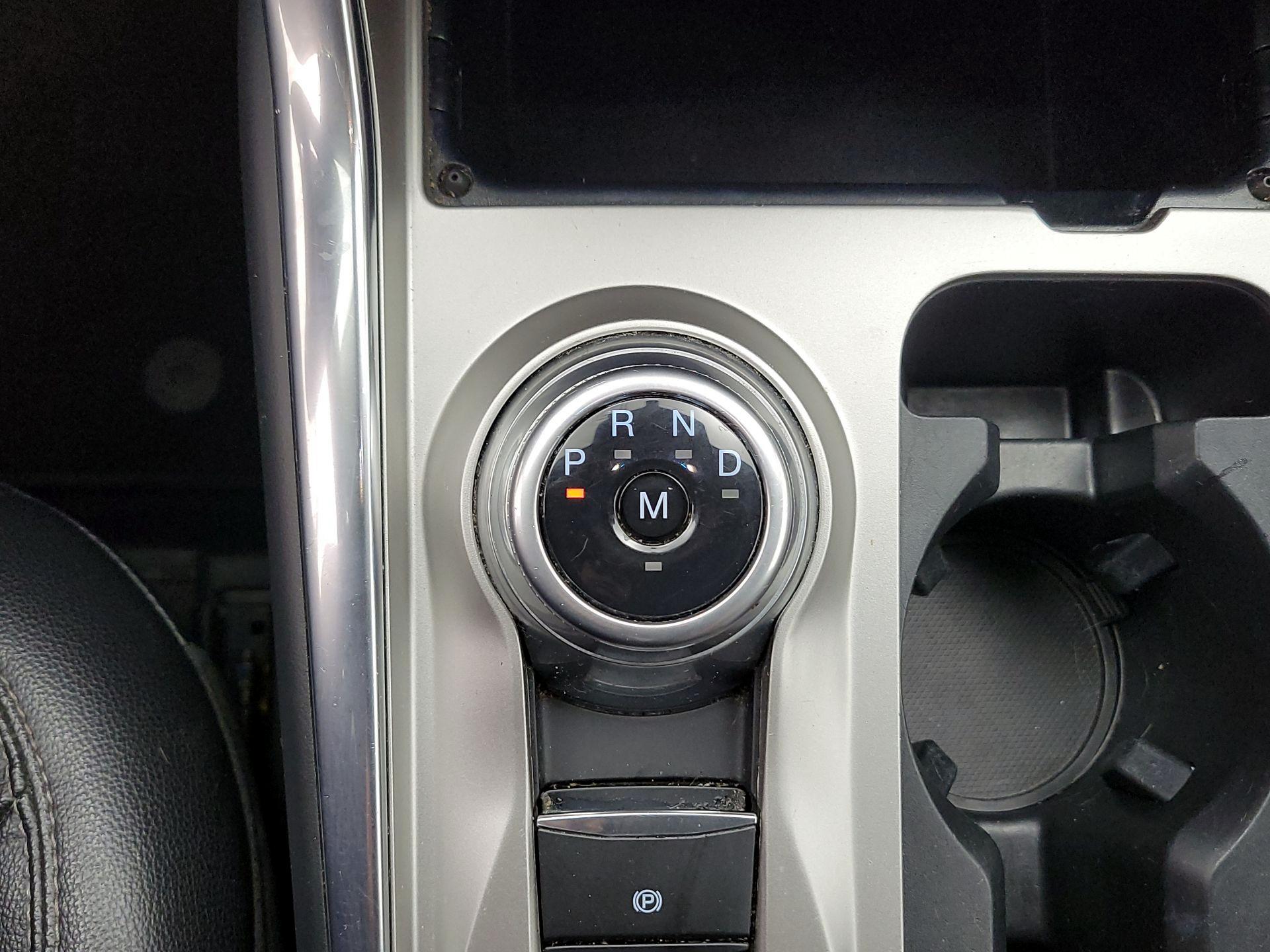 Thumbnail: 2020 Ford Explorer - 18