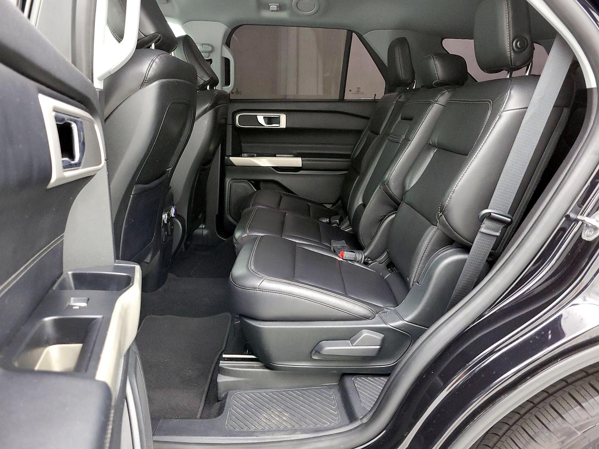 Thumbnail: 2020 Ford Explorer - 20