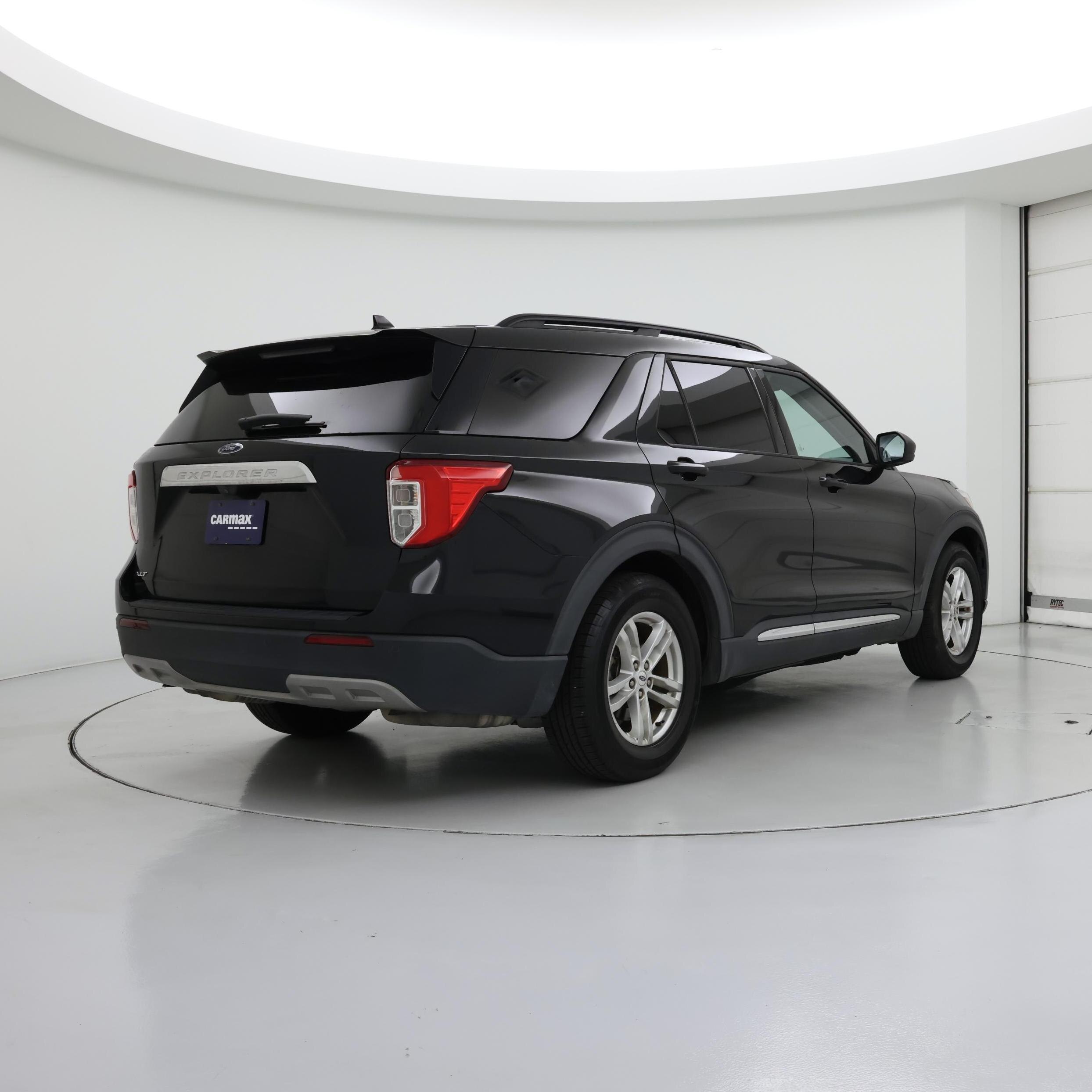 Thumbnail: 2020 Ford Explorer - 8