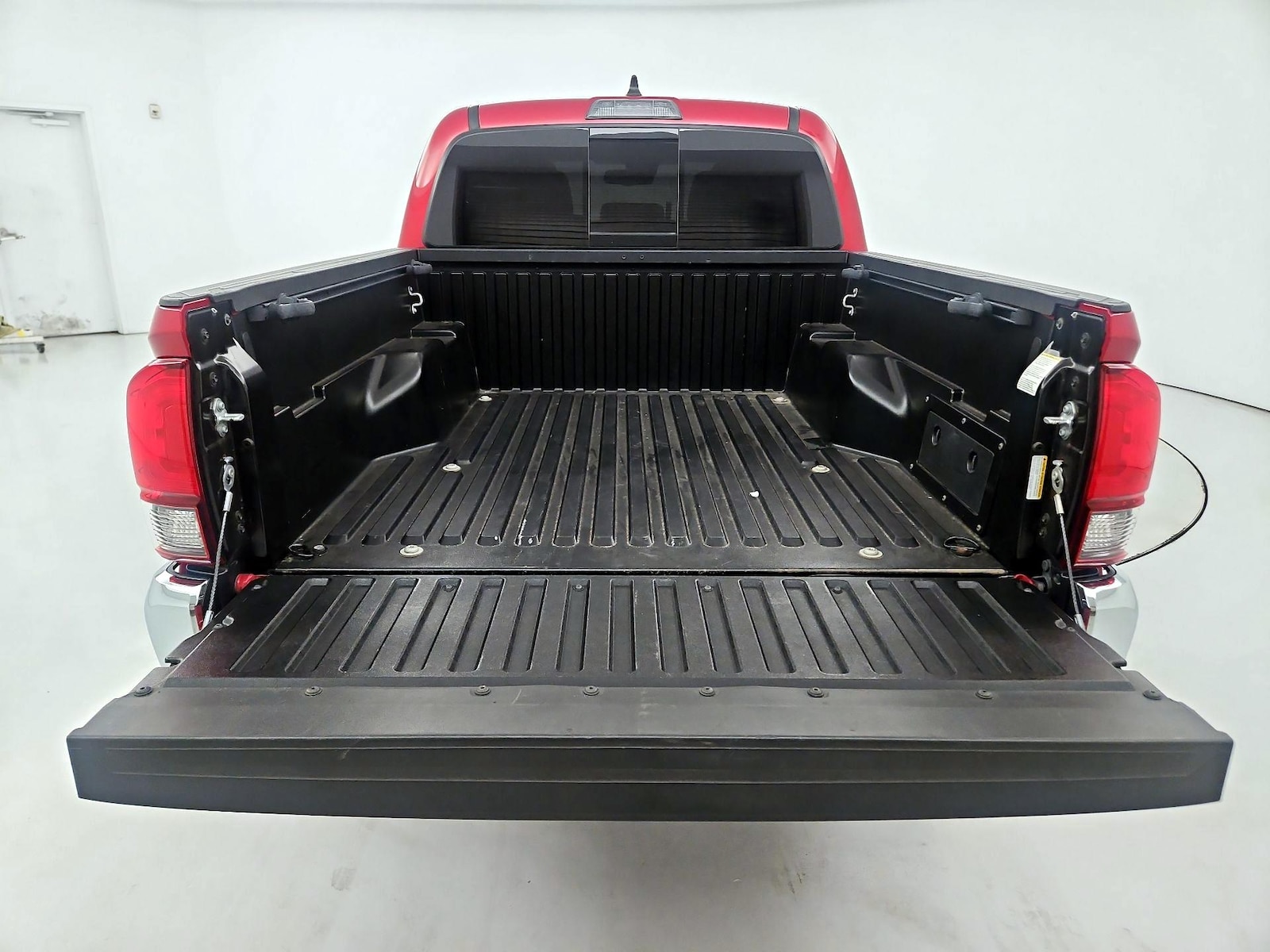2021 Toyota Tacoma SR5 - Photo 19