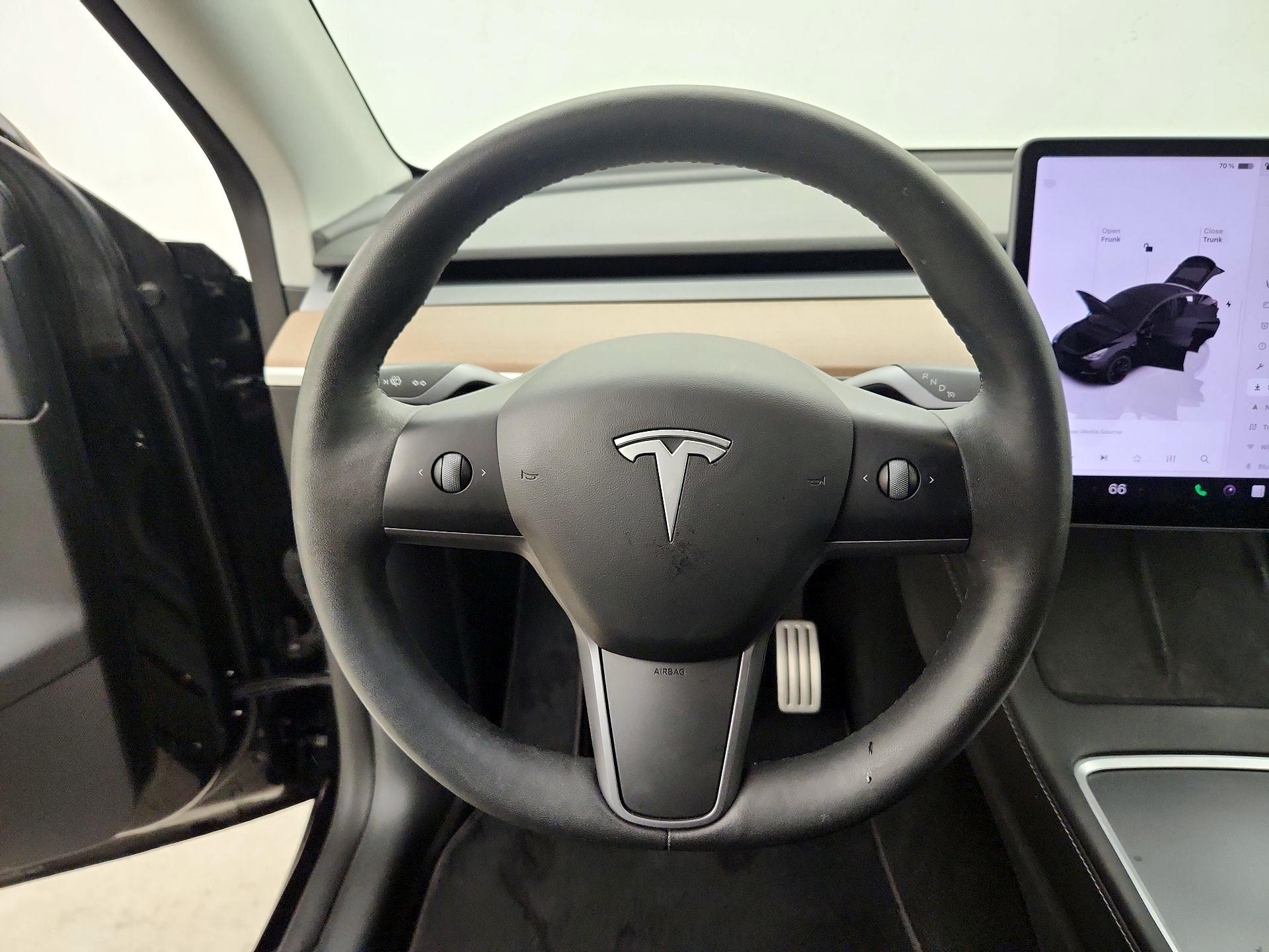 Thumbnail: 2022 Tesla Model Y - 10
