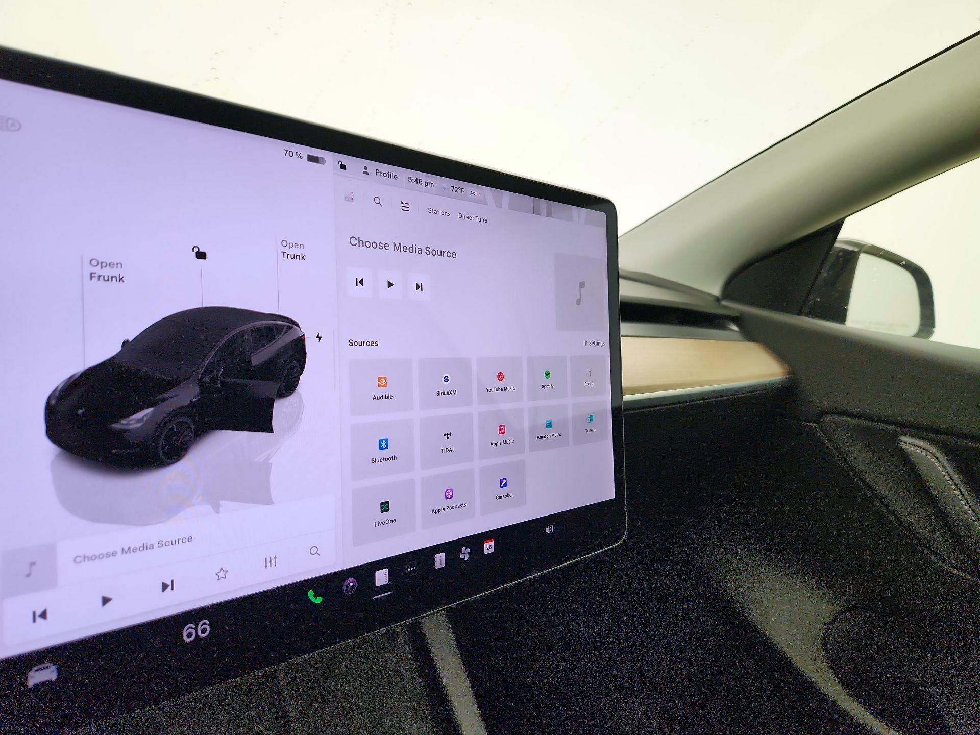 Thumbnail: 2022 Tesla Model Y - 15