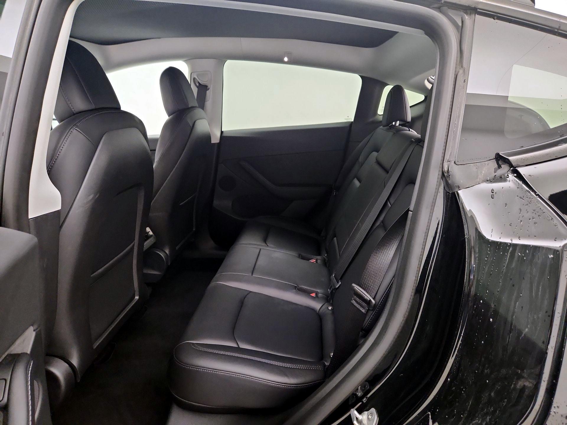 Thumbnail: 2022 Tesla Model Y - 18