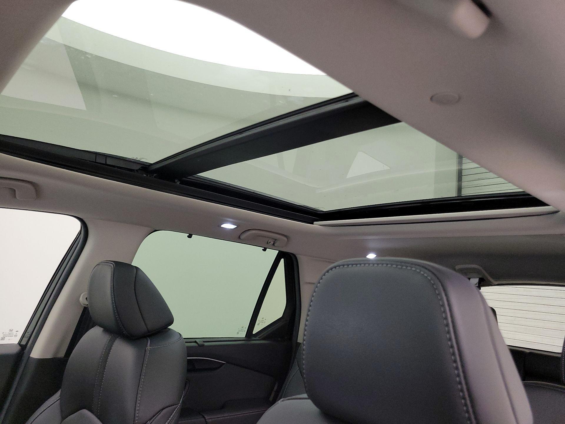 Thumbnail: 2025 Honda Pilot - 20