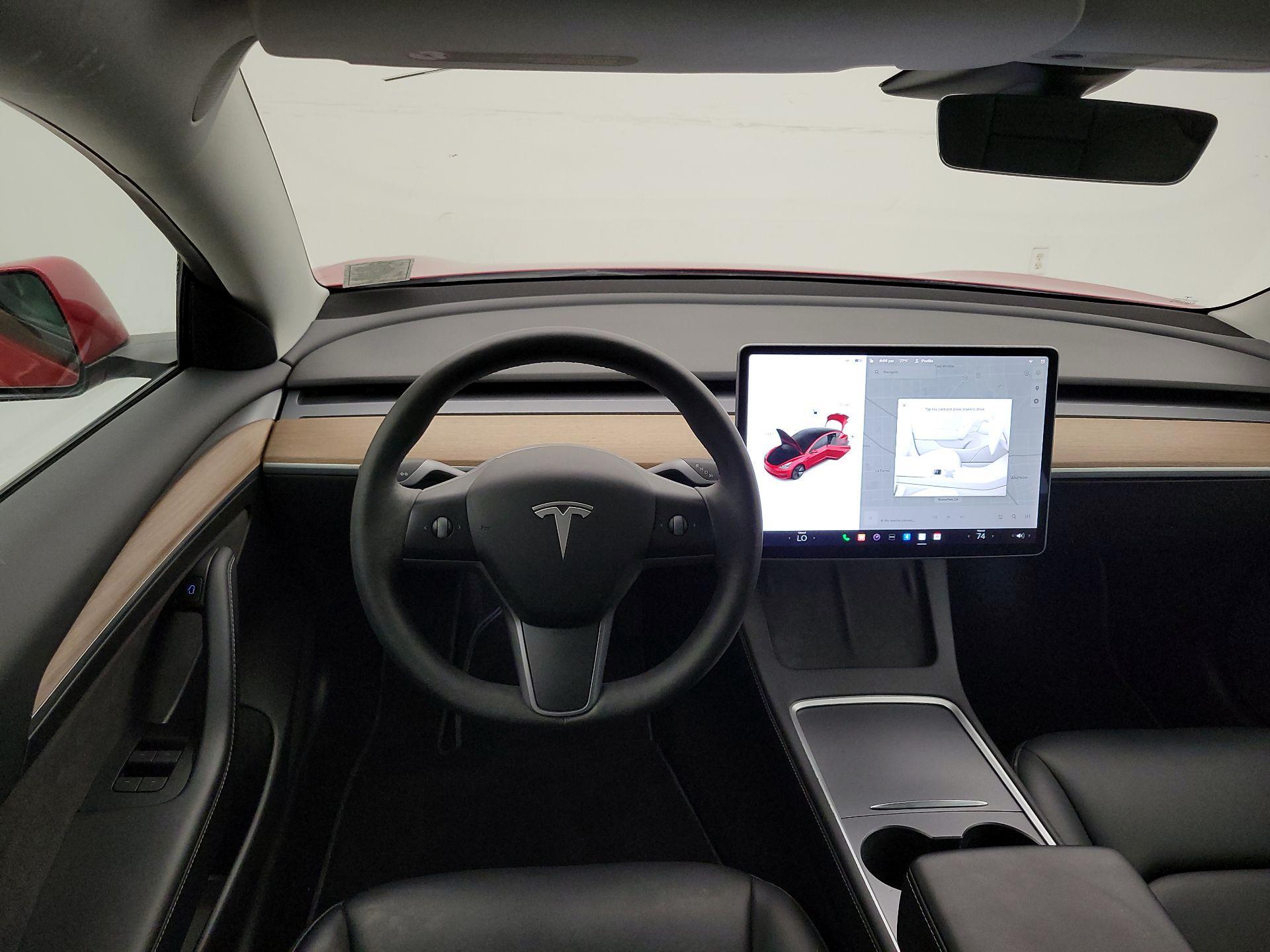 Thumbnail: 2022 Tesla Model 3 - 10