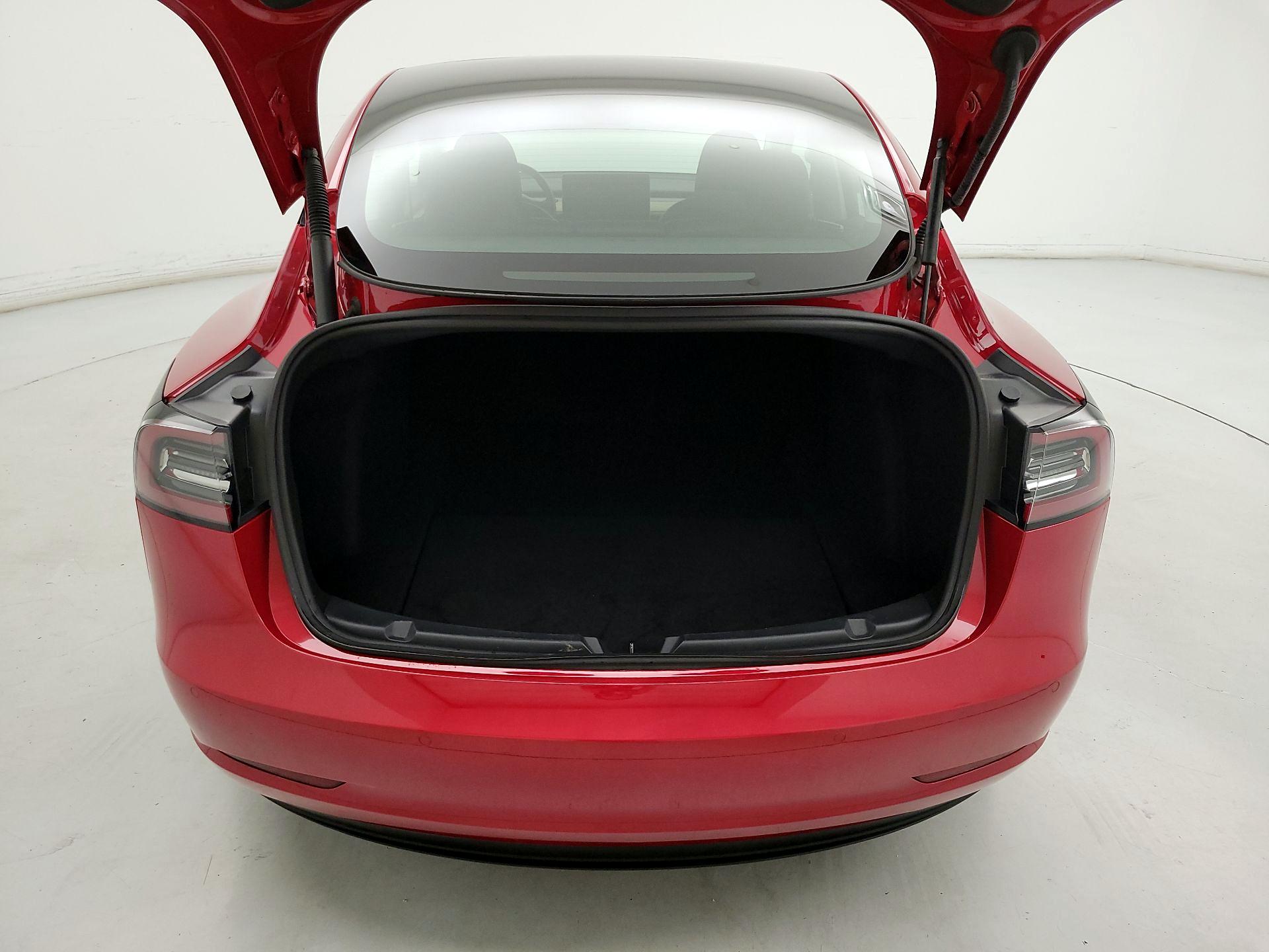 Thumbnail: 2022 Tesla Model 3 - 19