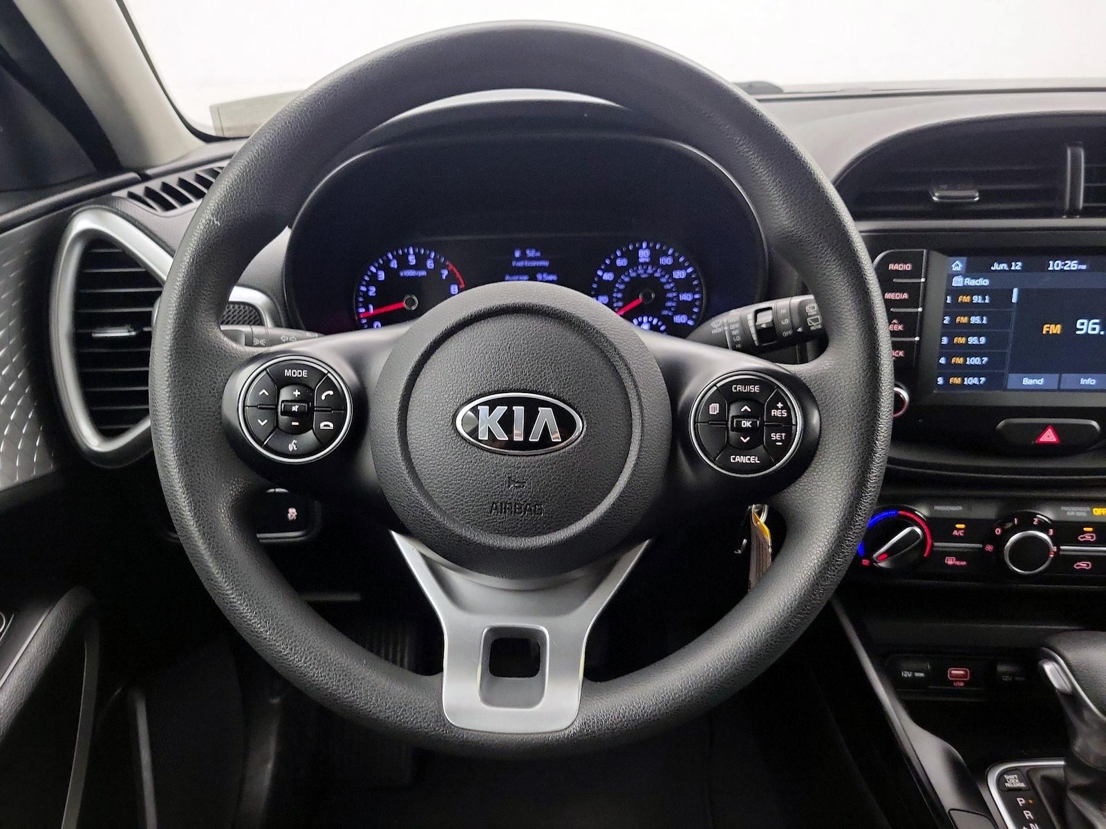 2020 Kia Soul LX - Photo 11