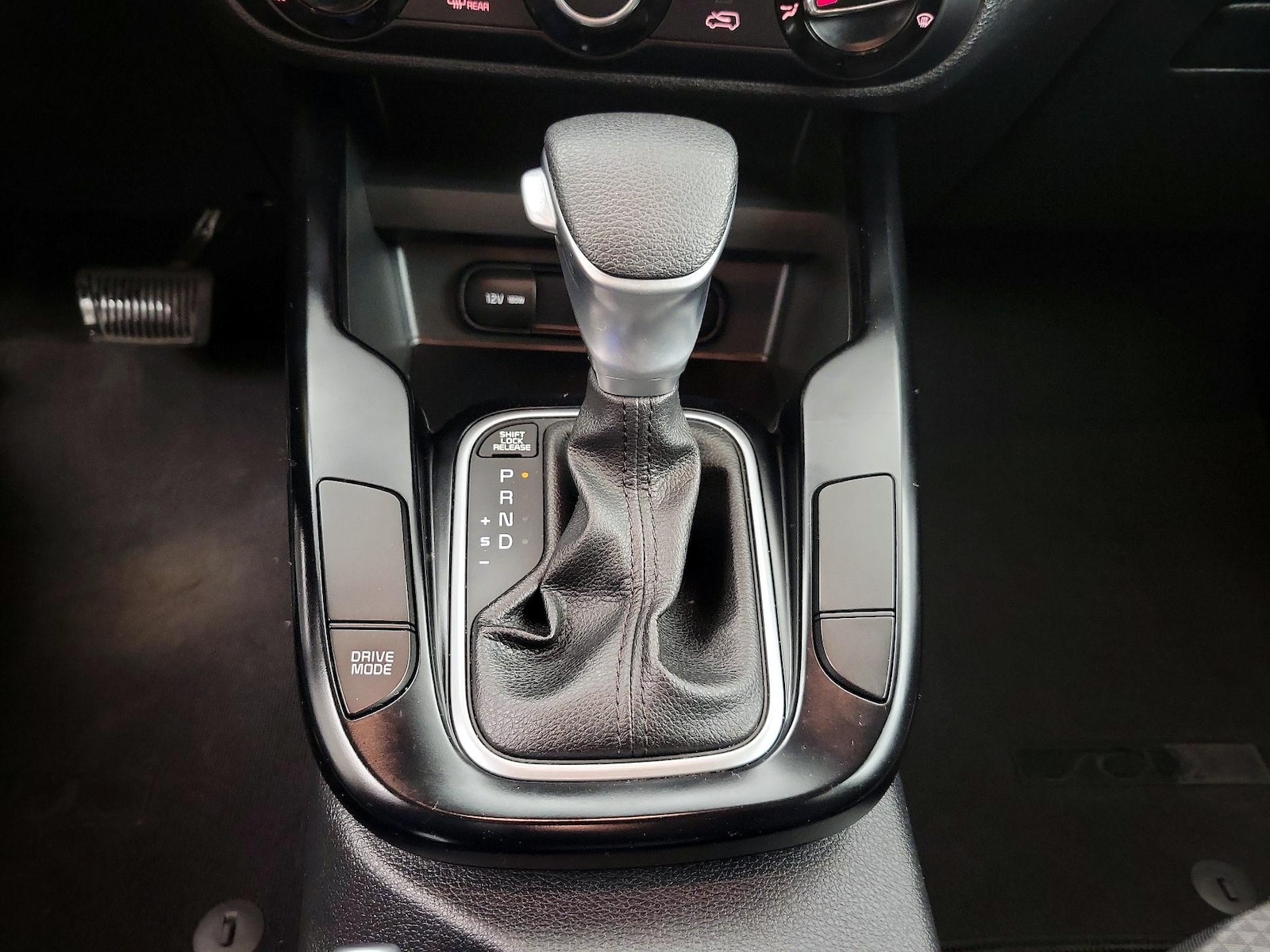 2020 Kia Soul LX - Photo 18