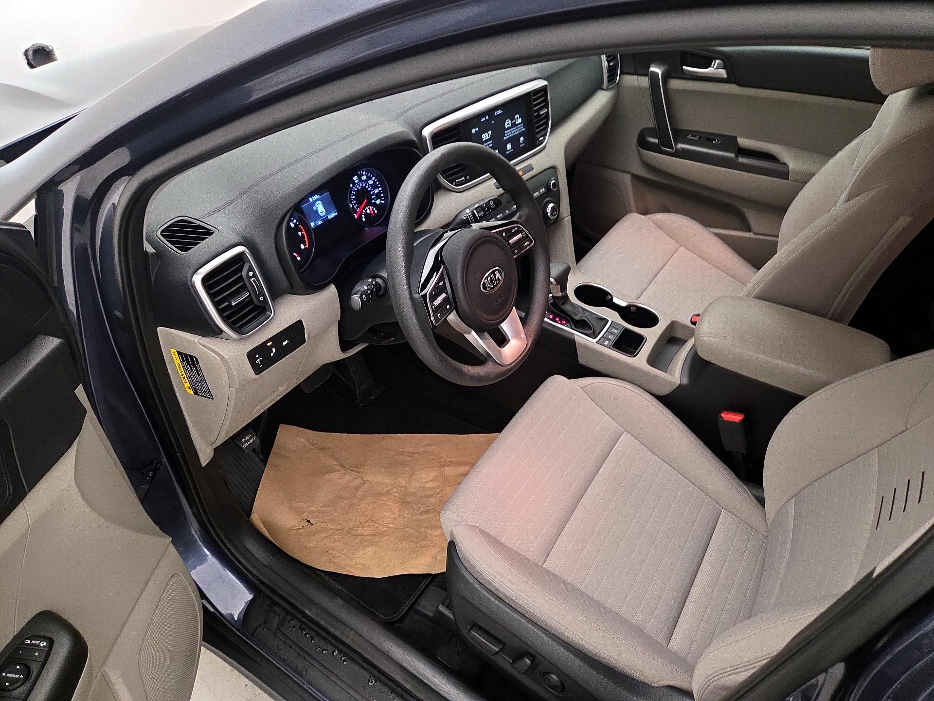 Thumbnail: 2020 Kia Sportage - 11