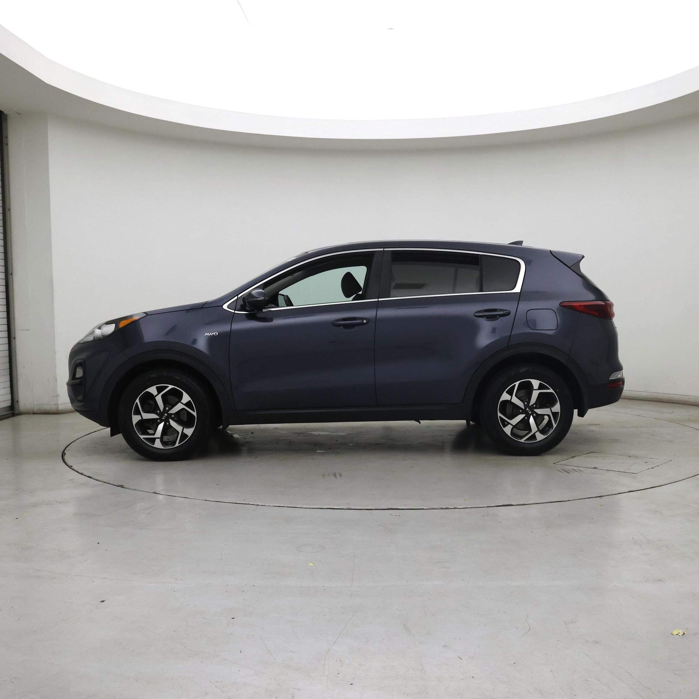 Thumbnail: 2020 Kia Sportage - 3