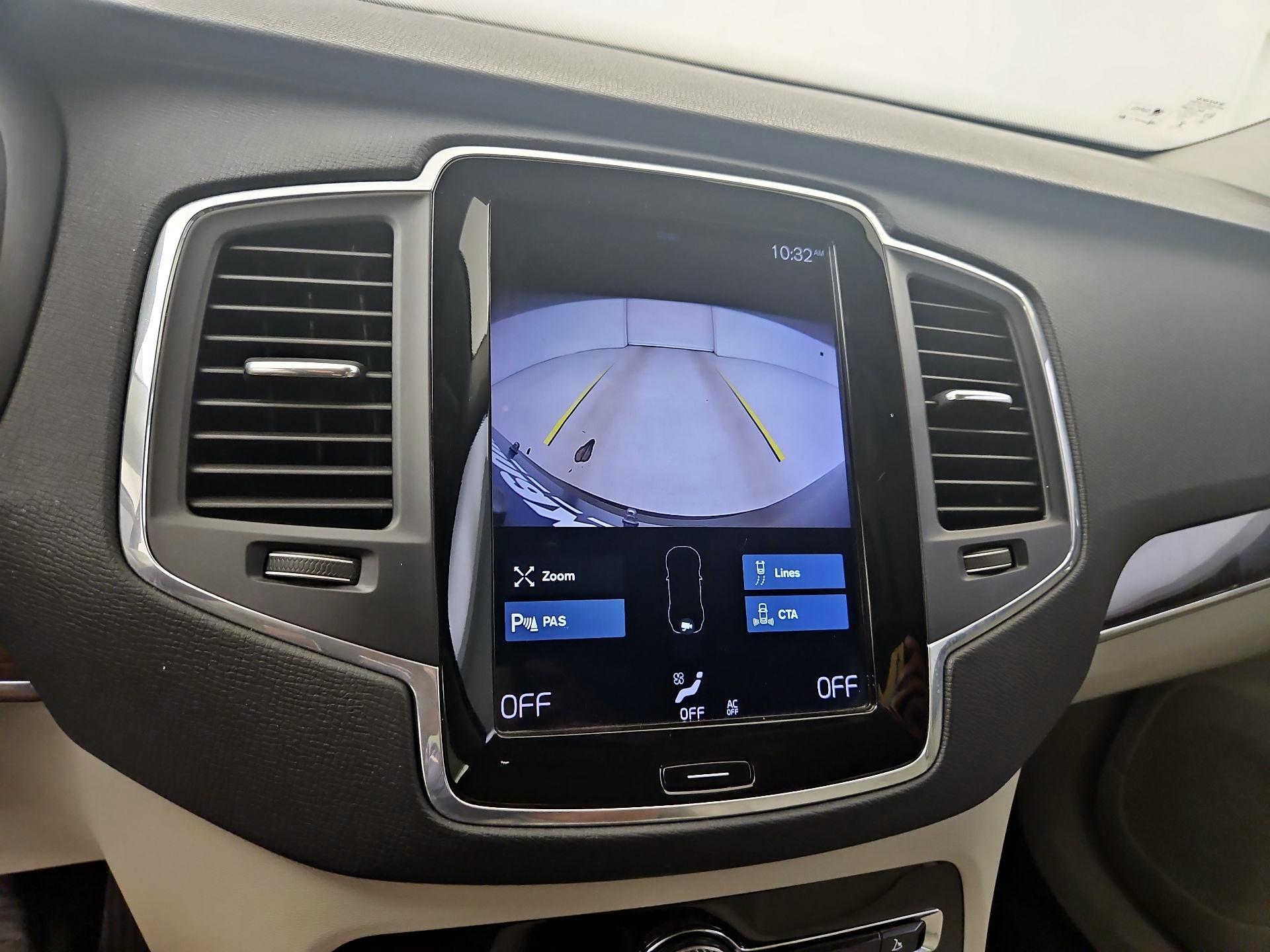 Thumbnail: 2019 Volvo XC90 - 12