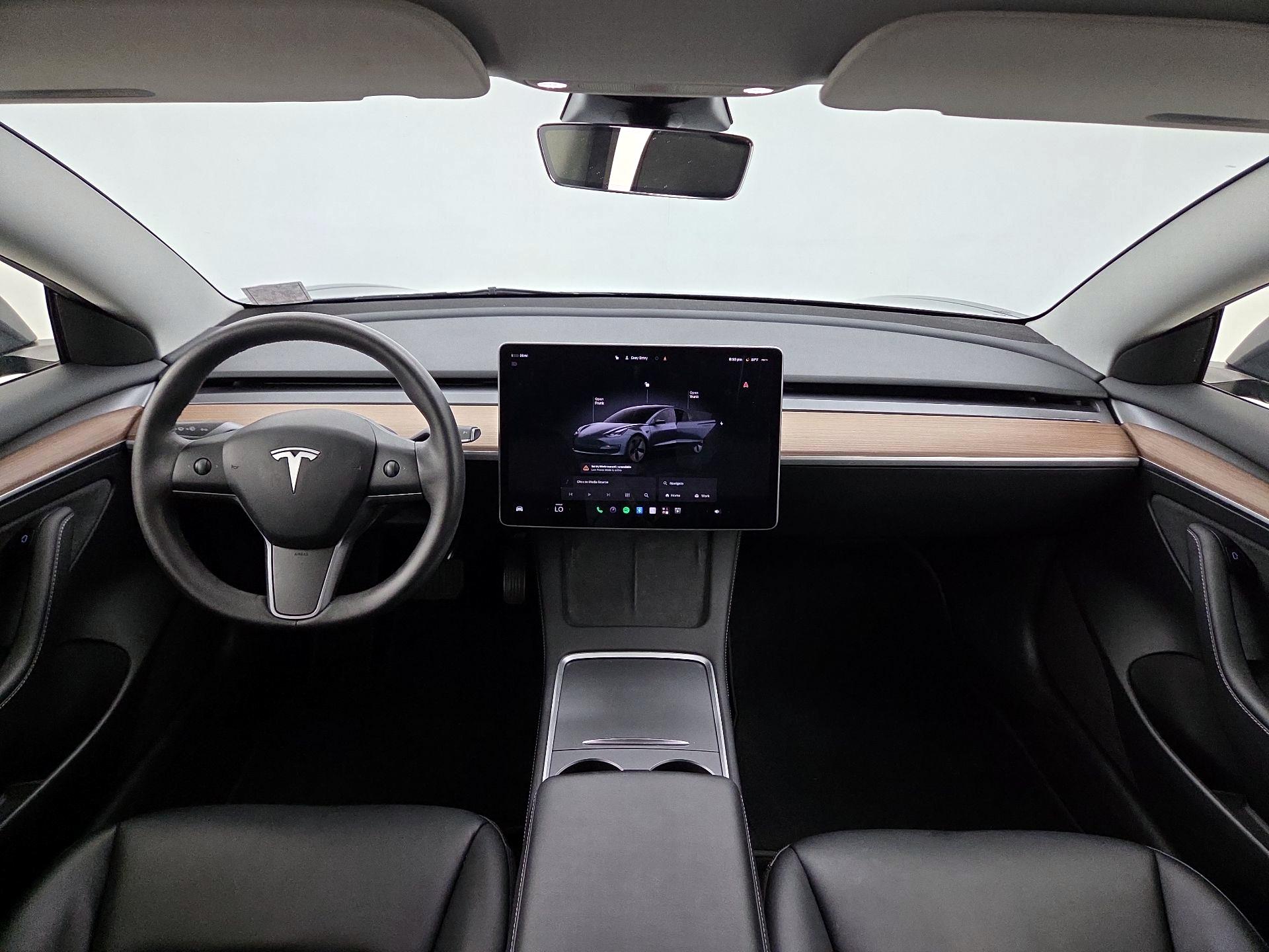 Thumbnail: 2023 Tesla Model 3 - 9