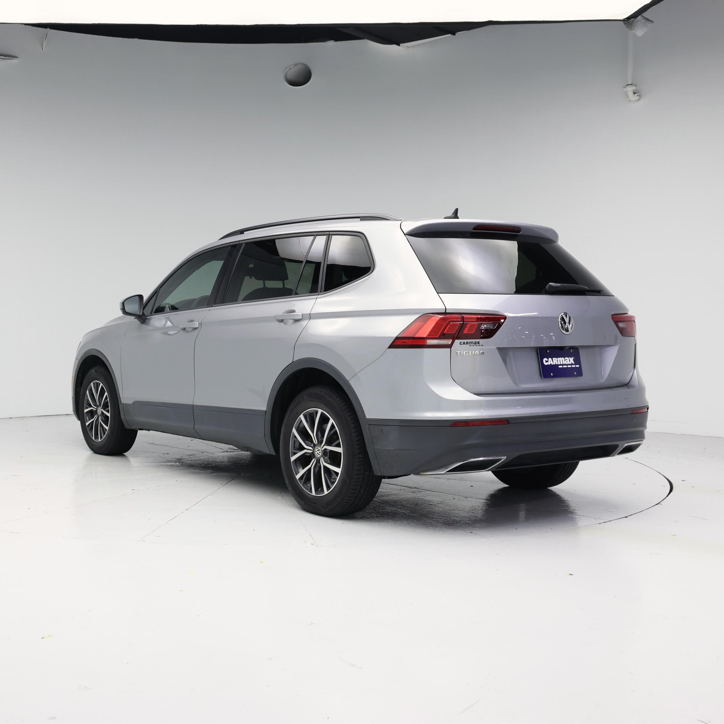 Thumbnail: 2021 Volkswagen Tiguan - 2
