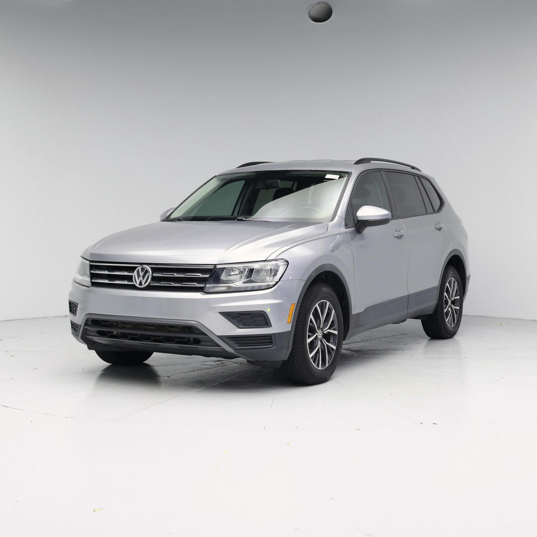 Thumbnail: 2021 Volkswagen Tiguan - 4