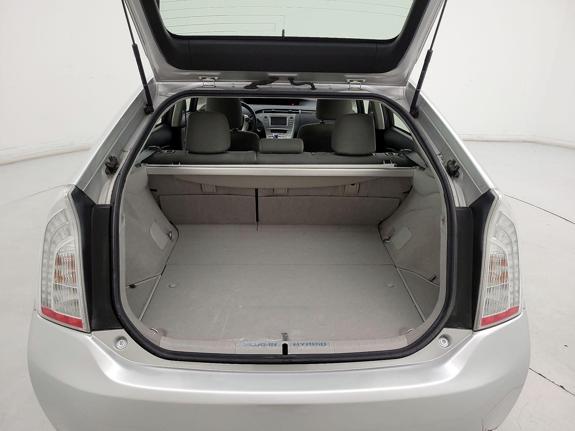 Thumbnail: 2014 Toyota Prius - 19