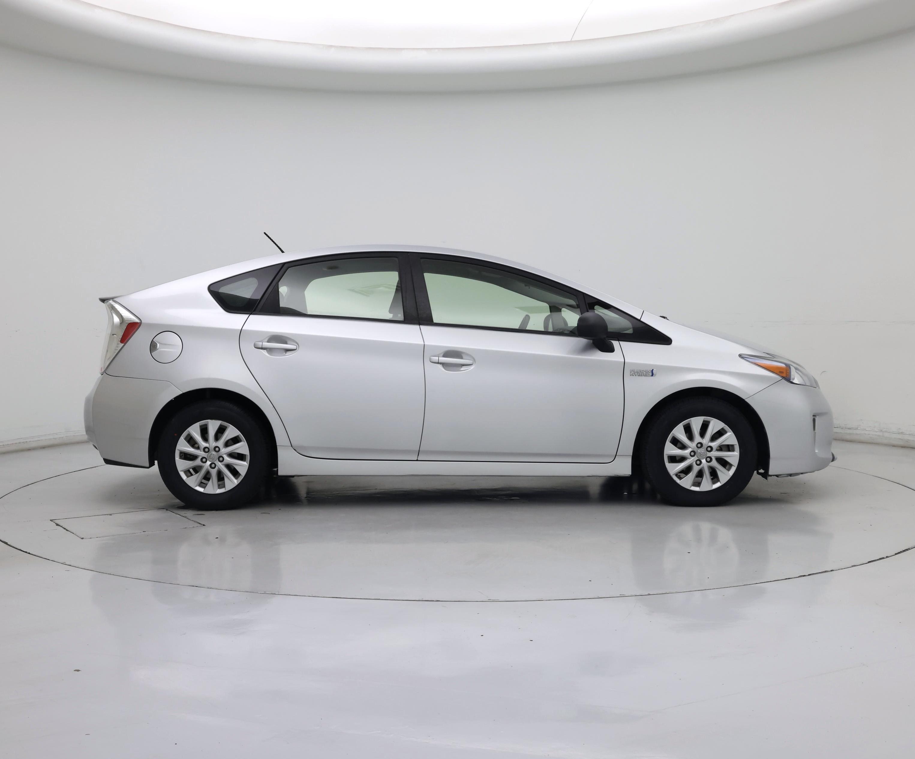 Thumbnail: 2014 Toyota Prius - 7