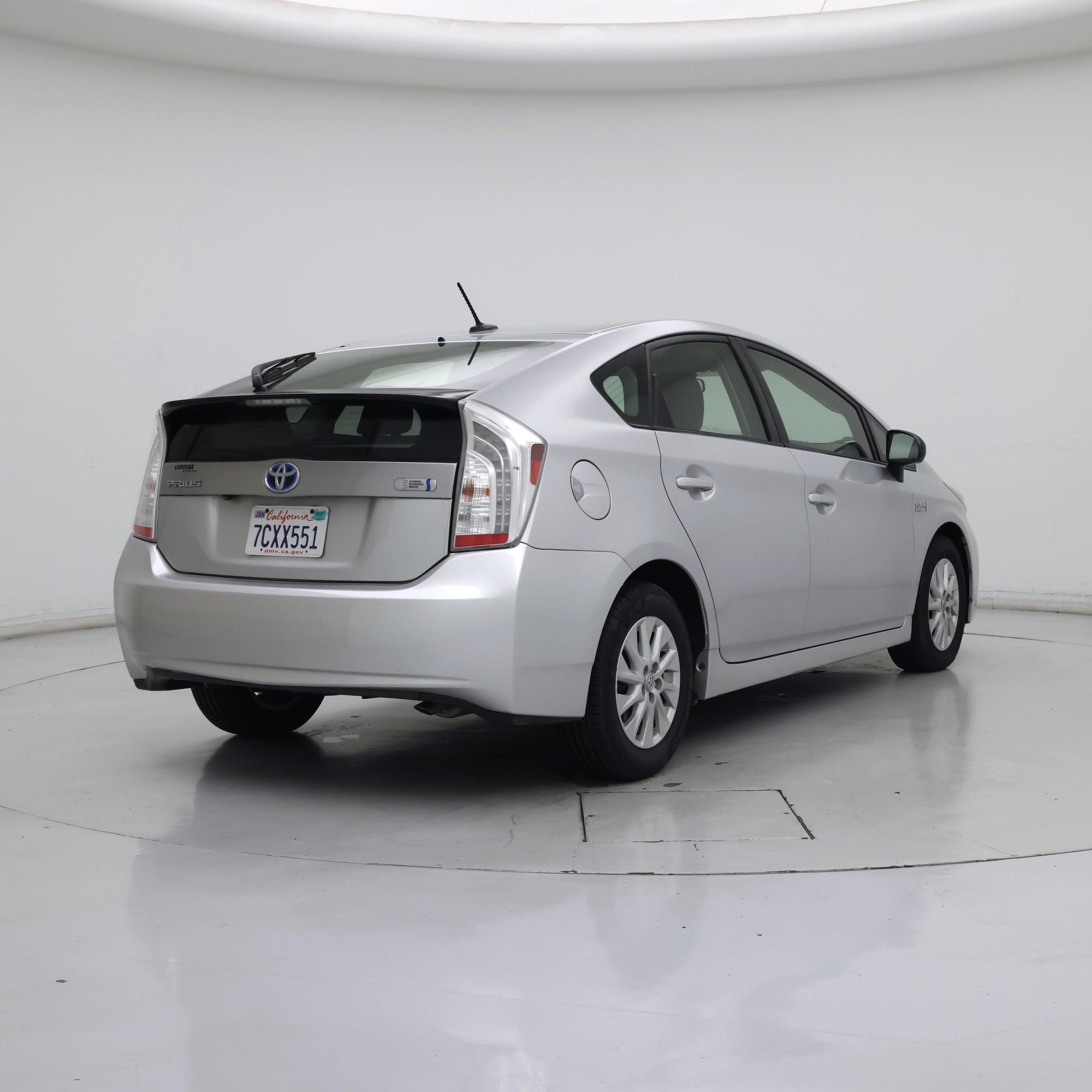 Thumbnail: 2014 Toyota Prius - 8