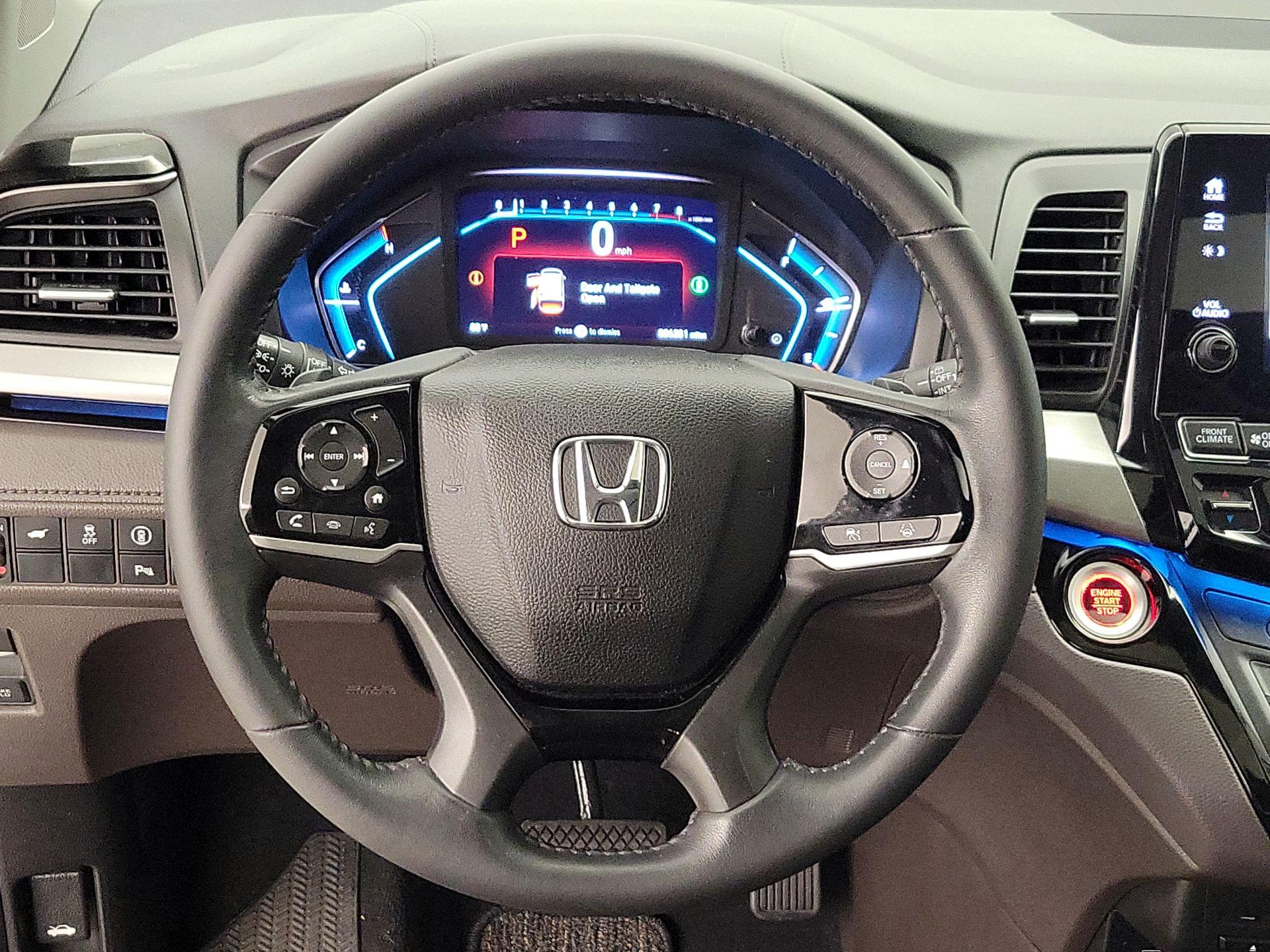 Thumbnail: 2023 Honda Odyssey - 10