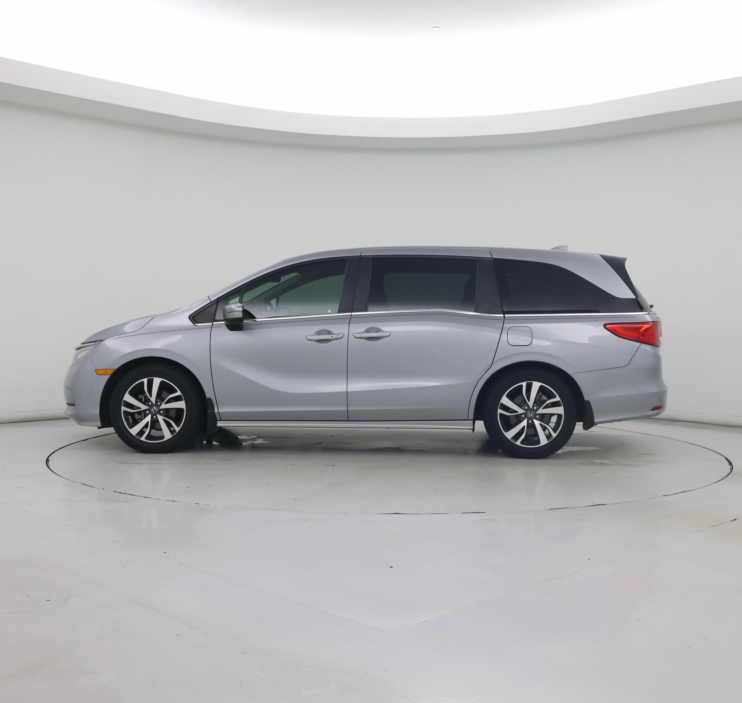 Thumbnail: 2023 Honda Odyssey - 3