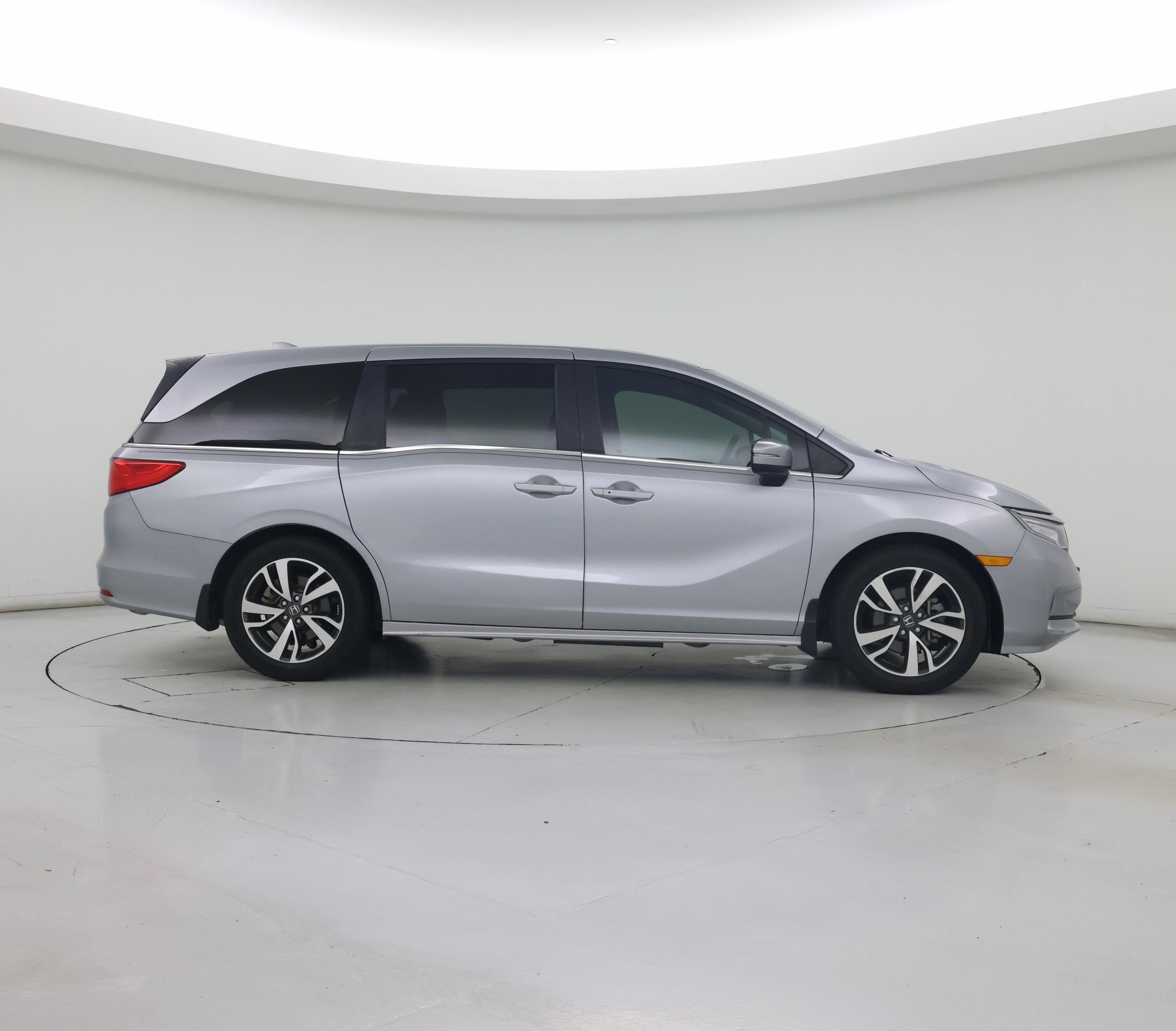 Thumbnail: 2023 Honda Odyssey - 7