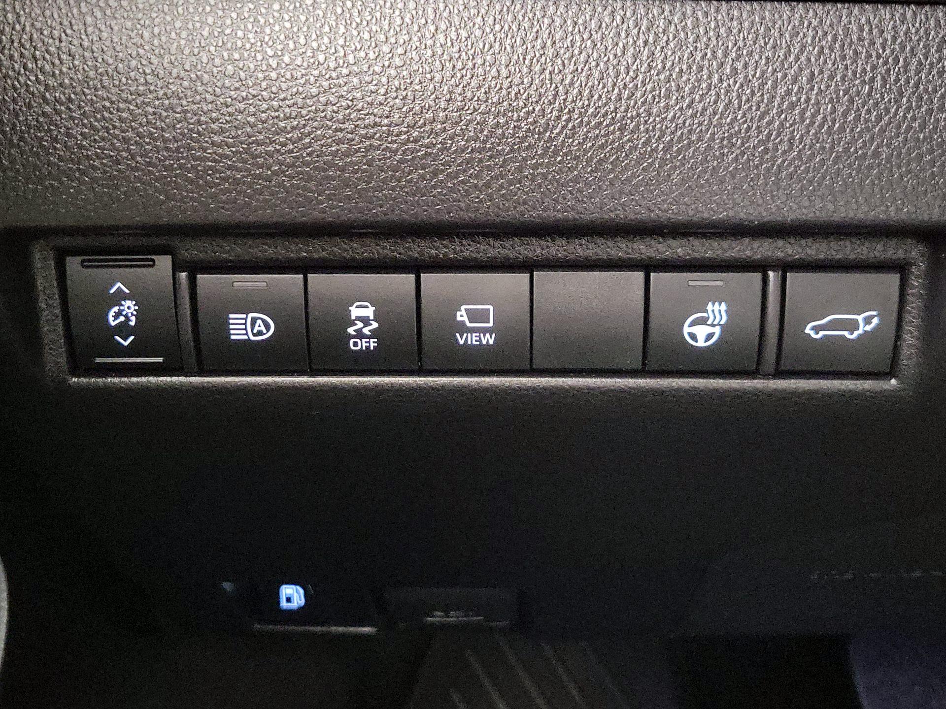 Thumbnail: 2023 Toyota Venza - 13