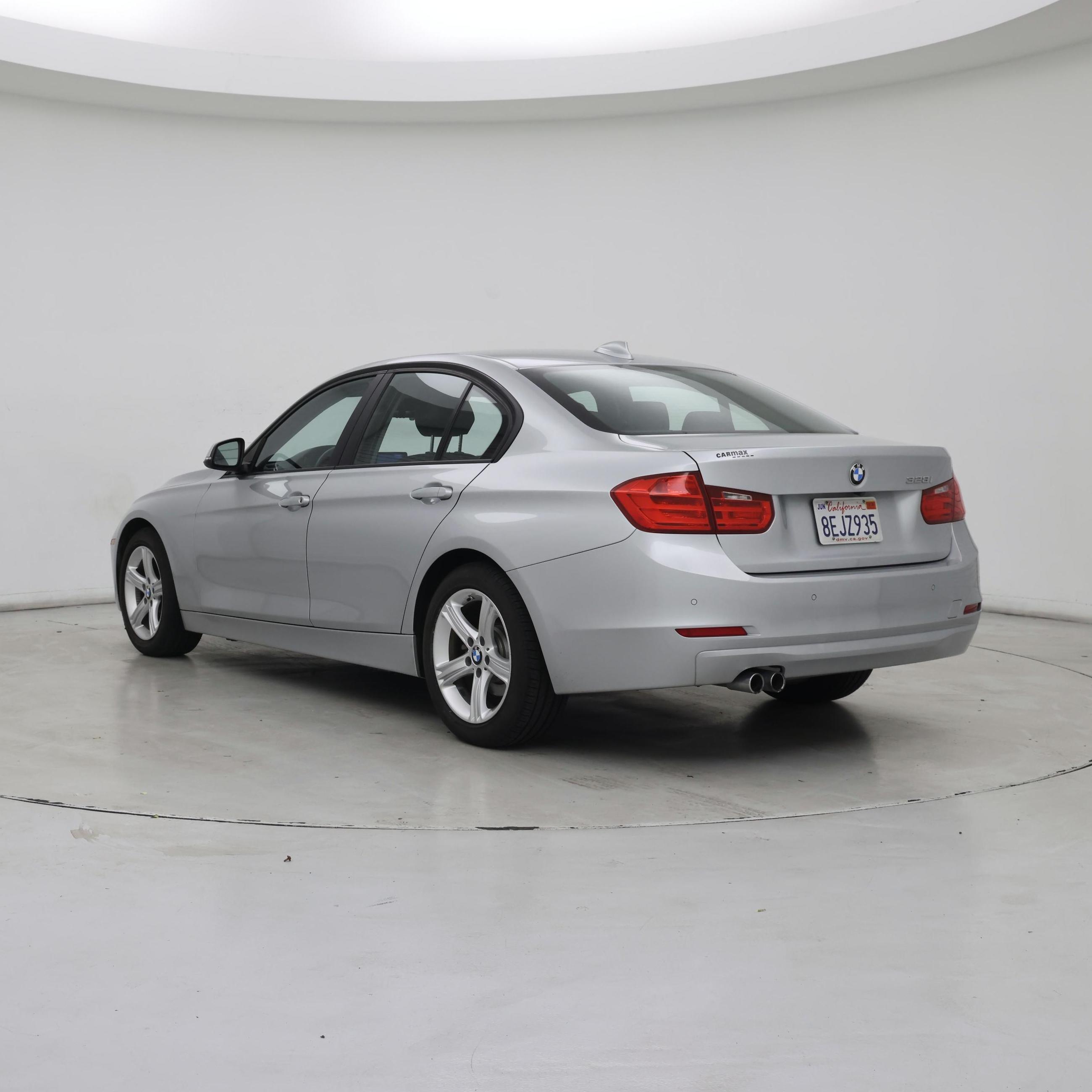 Thumbnail: 2015 BMW 3 Series - 2