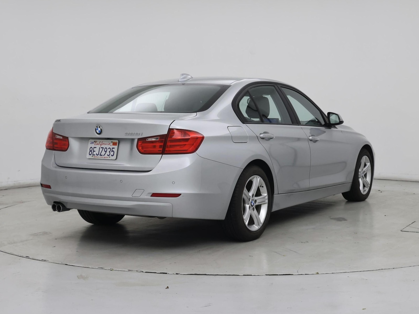 2015 BMW 3 Series 328i - Photo 9